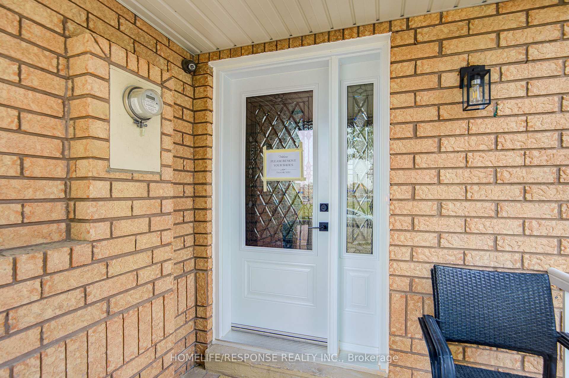Photo 3 of 49 Kale Crescent, Vaughan, Maple — HOMEH