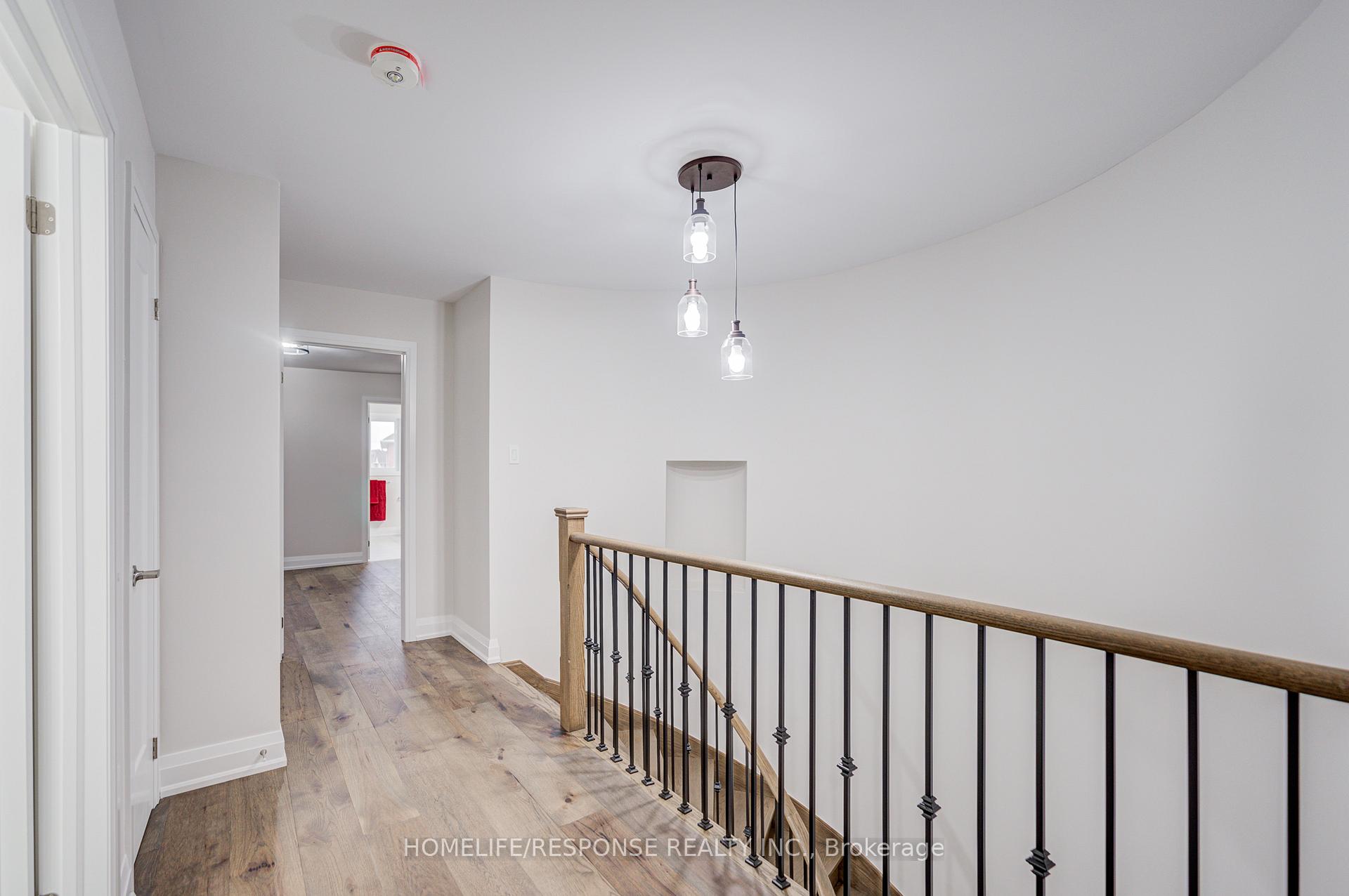Photo 20 of 49 Kale Crescent, Vaughan, Maple — HOMEH