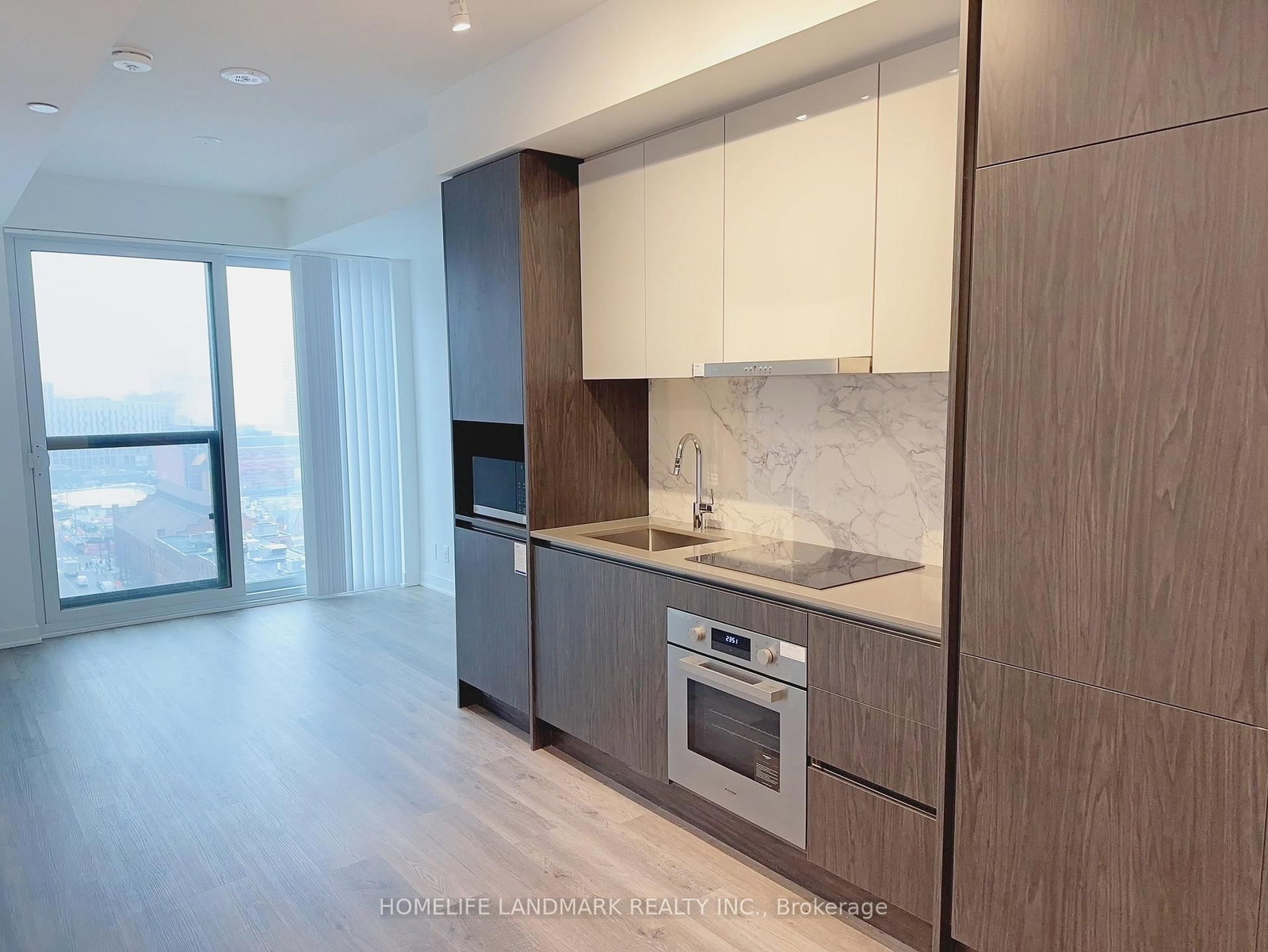 Photo 9 of Unit 1805, 180 Front St E, Toronto, Moss Park — HOMEH