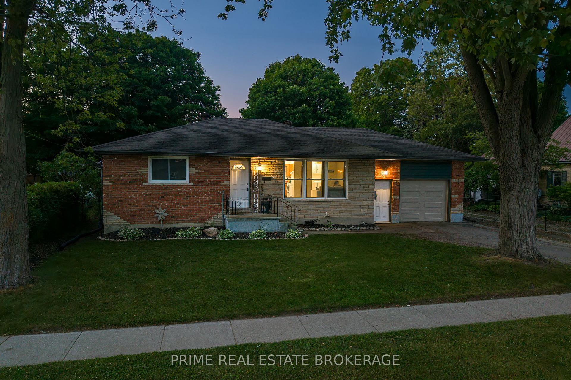Photo 1 of 56400 Heritage Line, Bayham, Straffordville — HOMEH