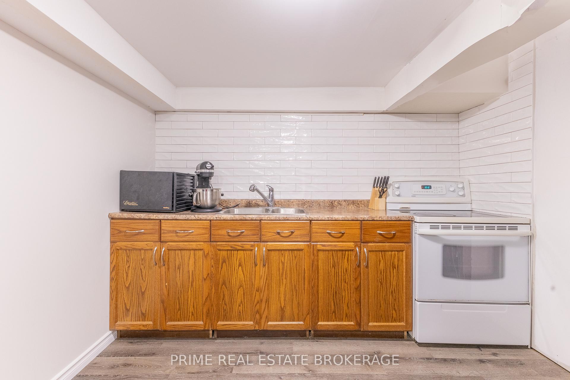 Photo 18 of 56400 Heritage Line, Bayham, Straffordville — HOMEH