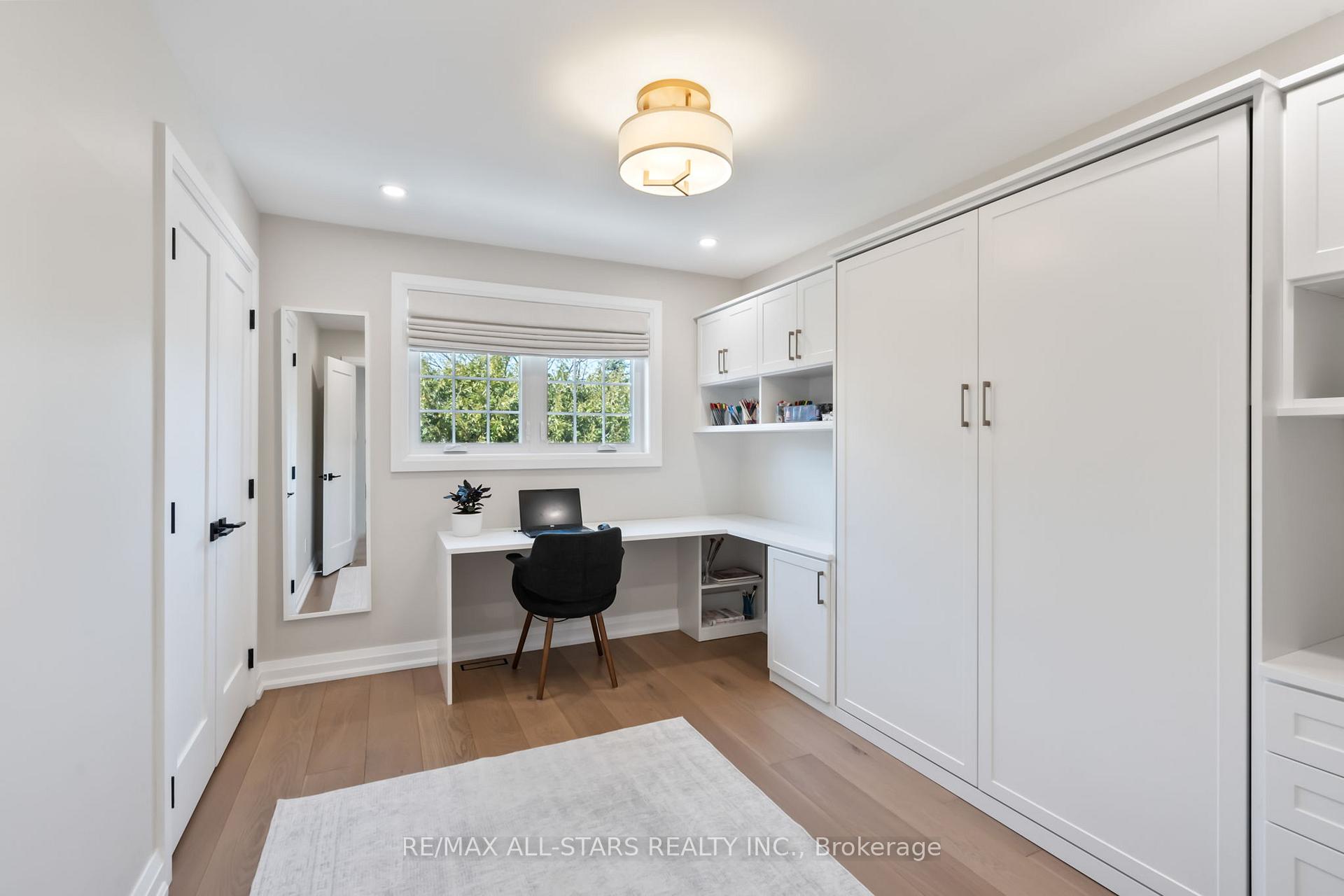 Photo 24 of 13 Harman Court, Uxbridge — HOMEH