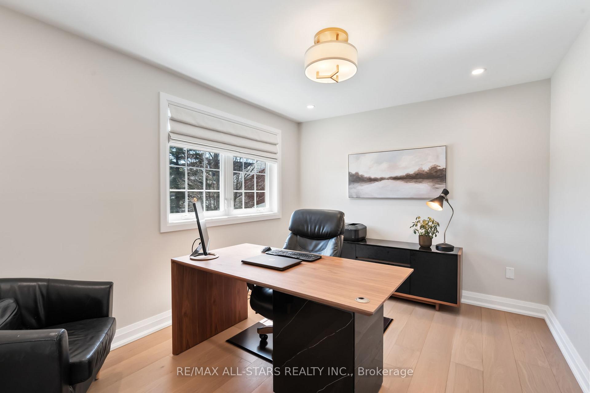 Photo 25 of 13 Harman Court, Uxbridge — HOMEH
