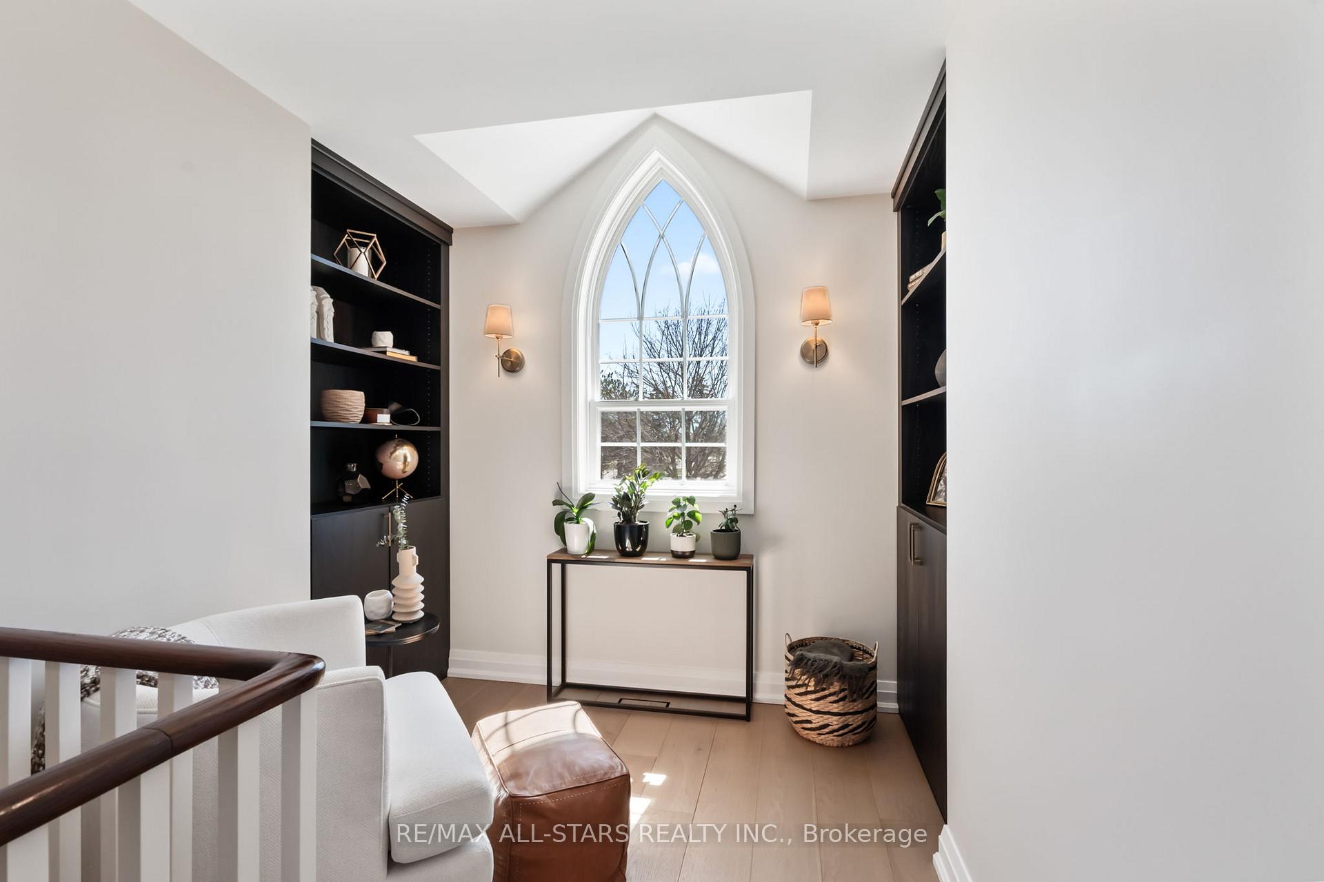Photo 26 of 13 Harman Court, Uxbridge — HOMEH