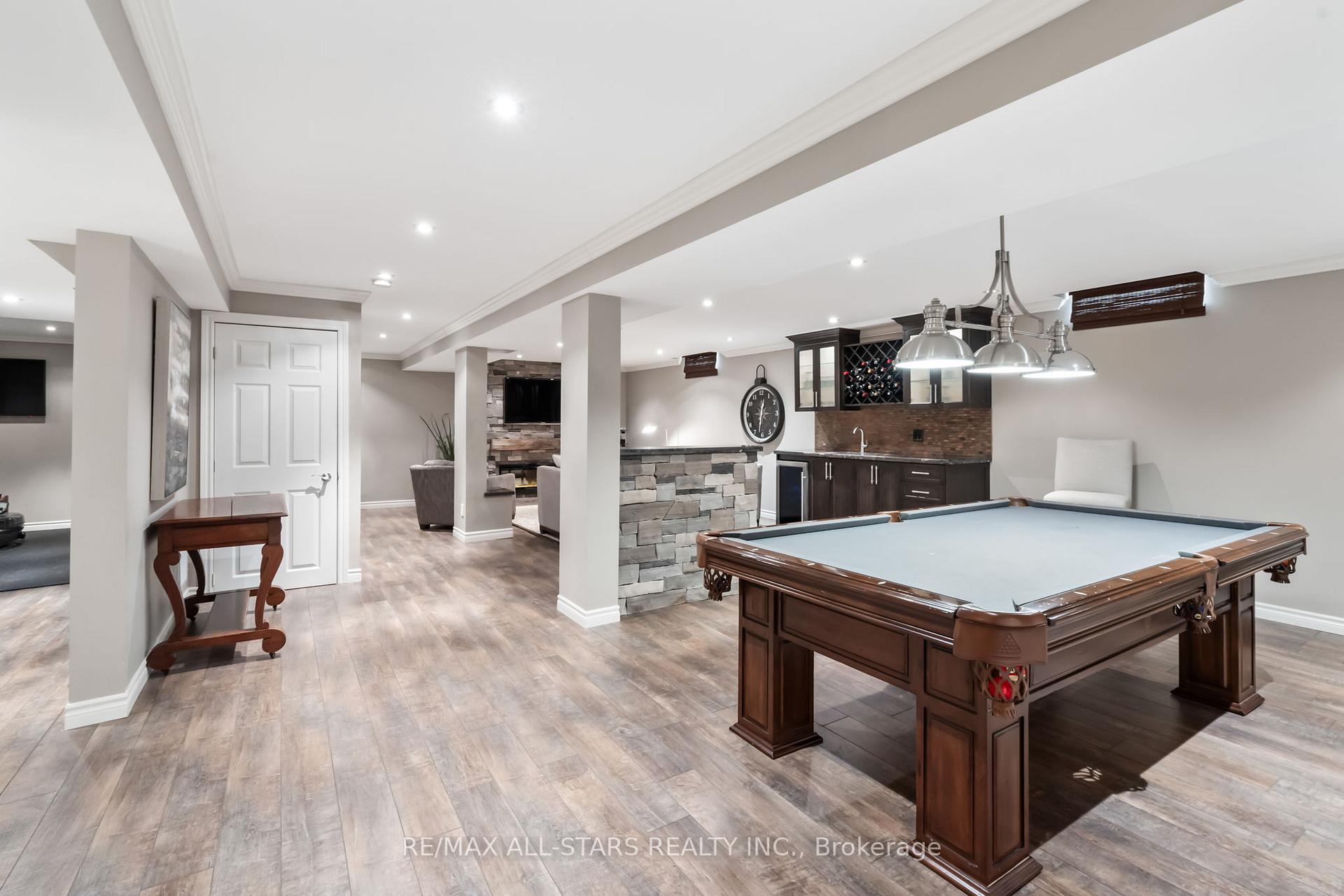 Photo 32 of 13 Harman Court, Uxbridge — HOMEH