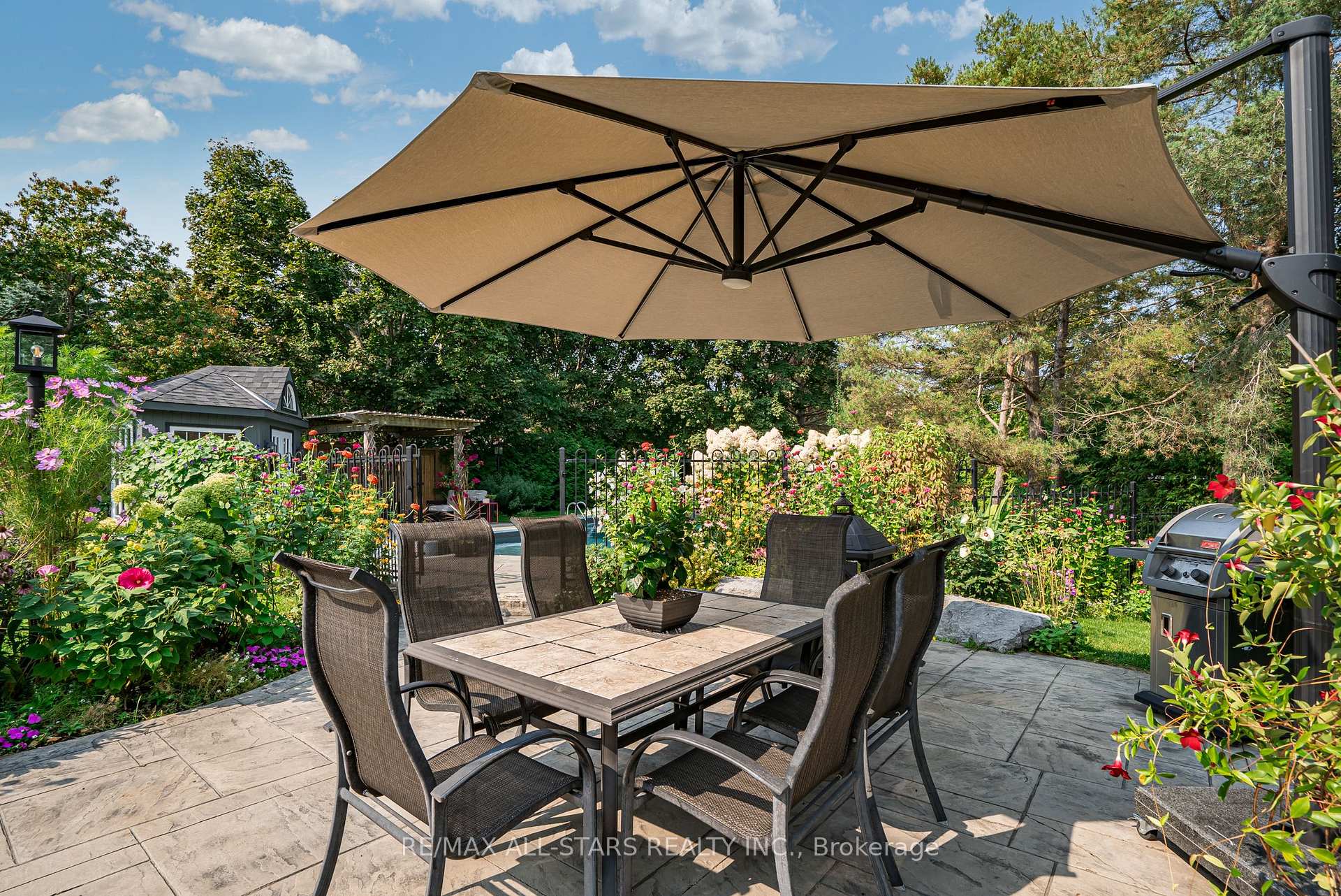 Photo 43 of 13 Harman Court, Uxbridge — HOMEH