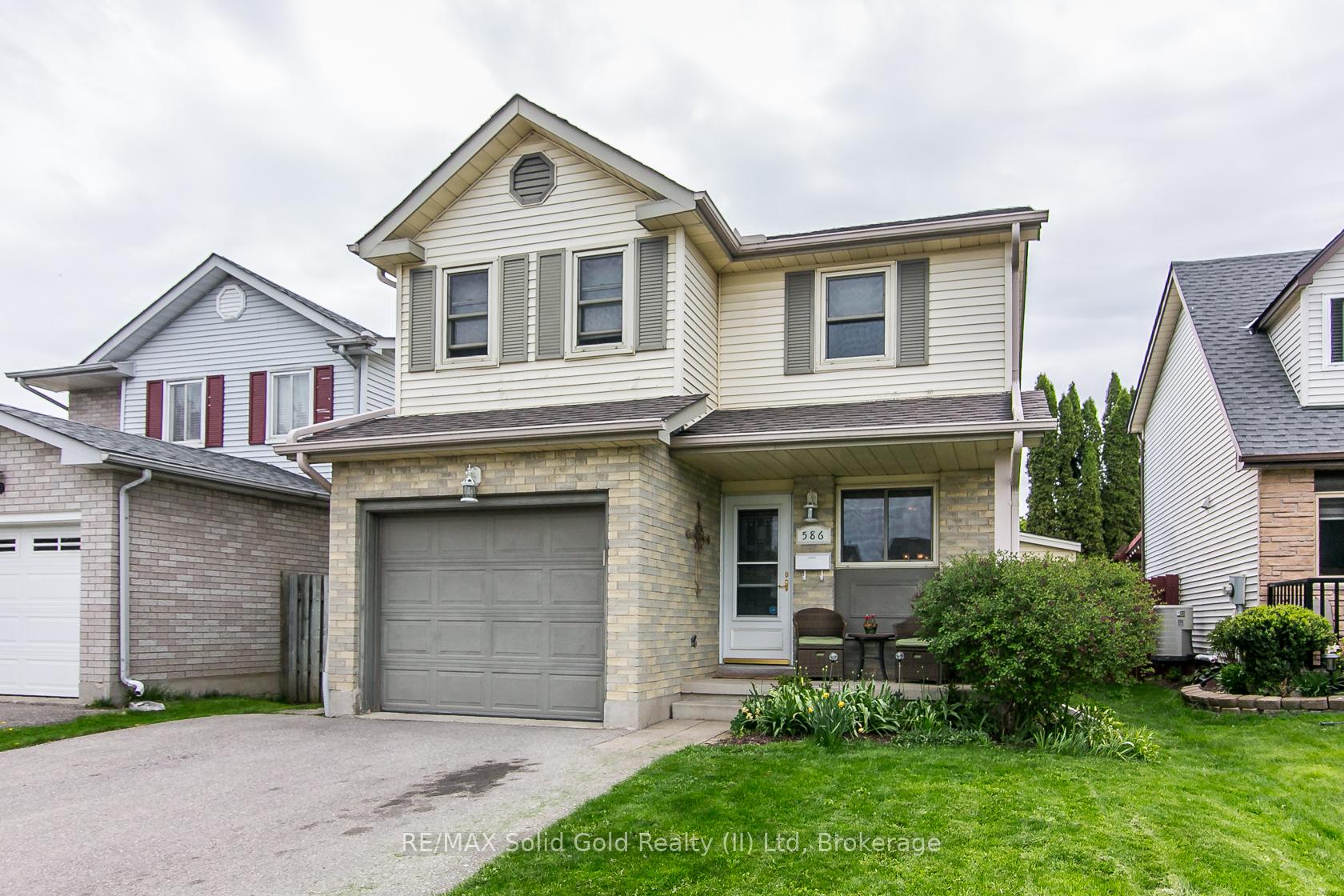 Photo 3 of 586 Drummerhill Crescent, Waterloo — HOMEH