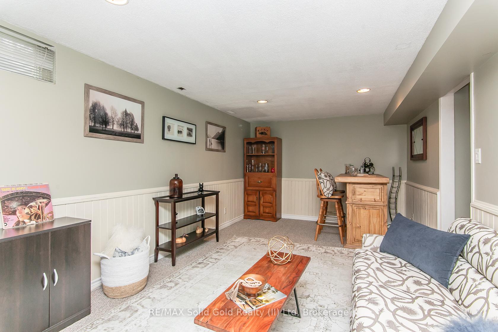 Photo 42 of 586 Drummerhill Crescent, Waterloo — HOMEH