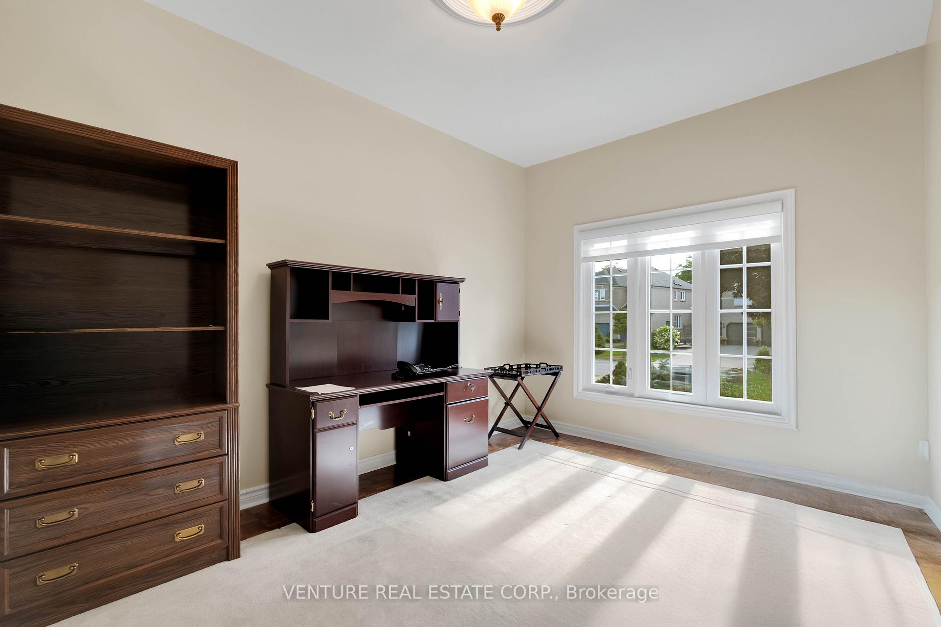 Photo 15 of 476 Westridge Drive, Vaughan, Kleinburg — HOMEH