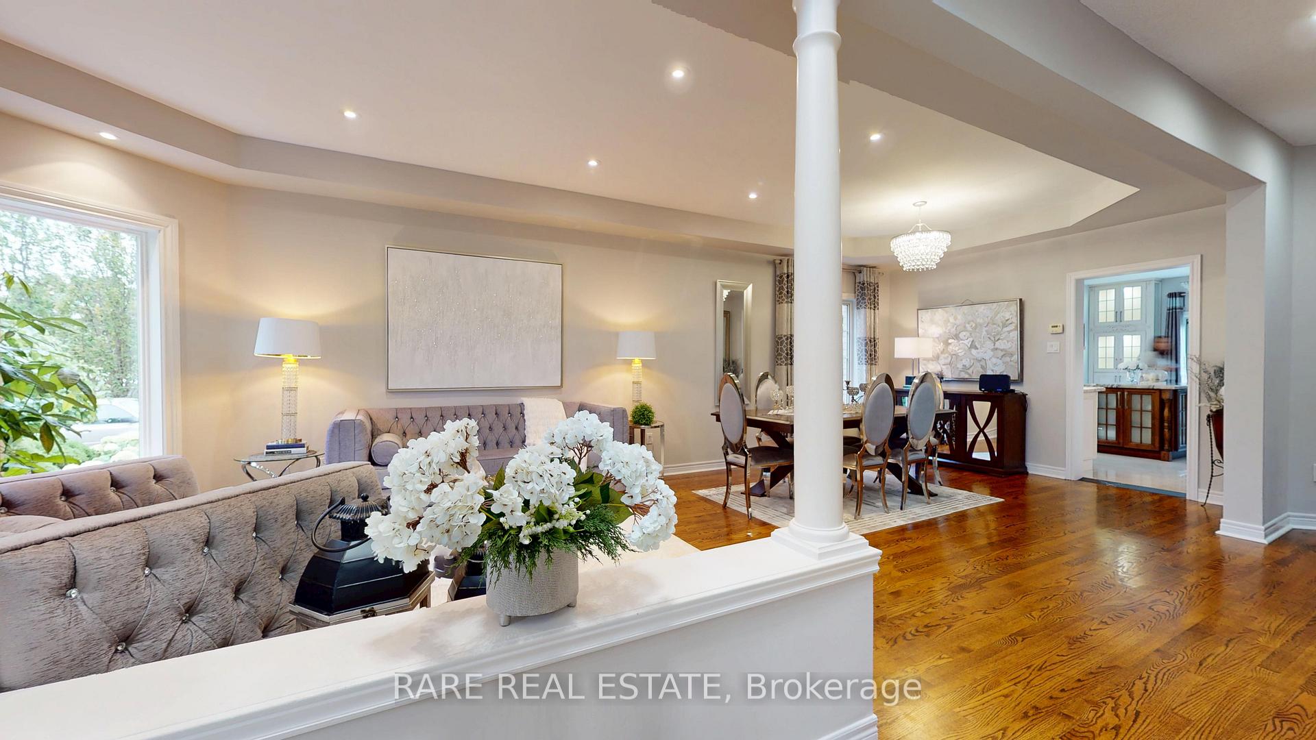 Photo 7 of 68 Kirkbride Crescent, Vaughan, Maple — HOMEH