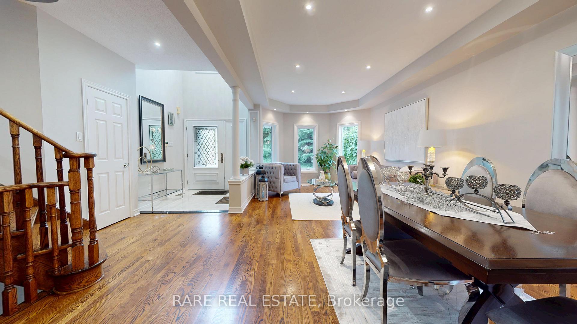 Photo 9 of 68 Kirkbride Crescent, Vaughan, Maple — HOMEH
