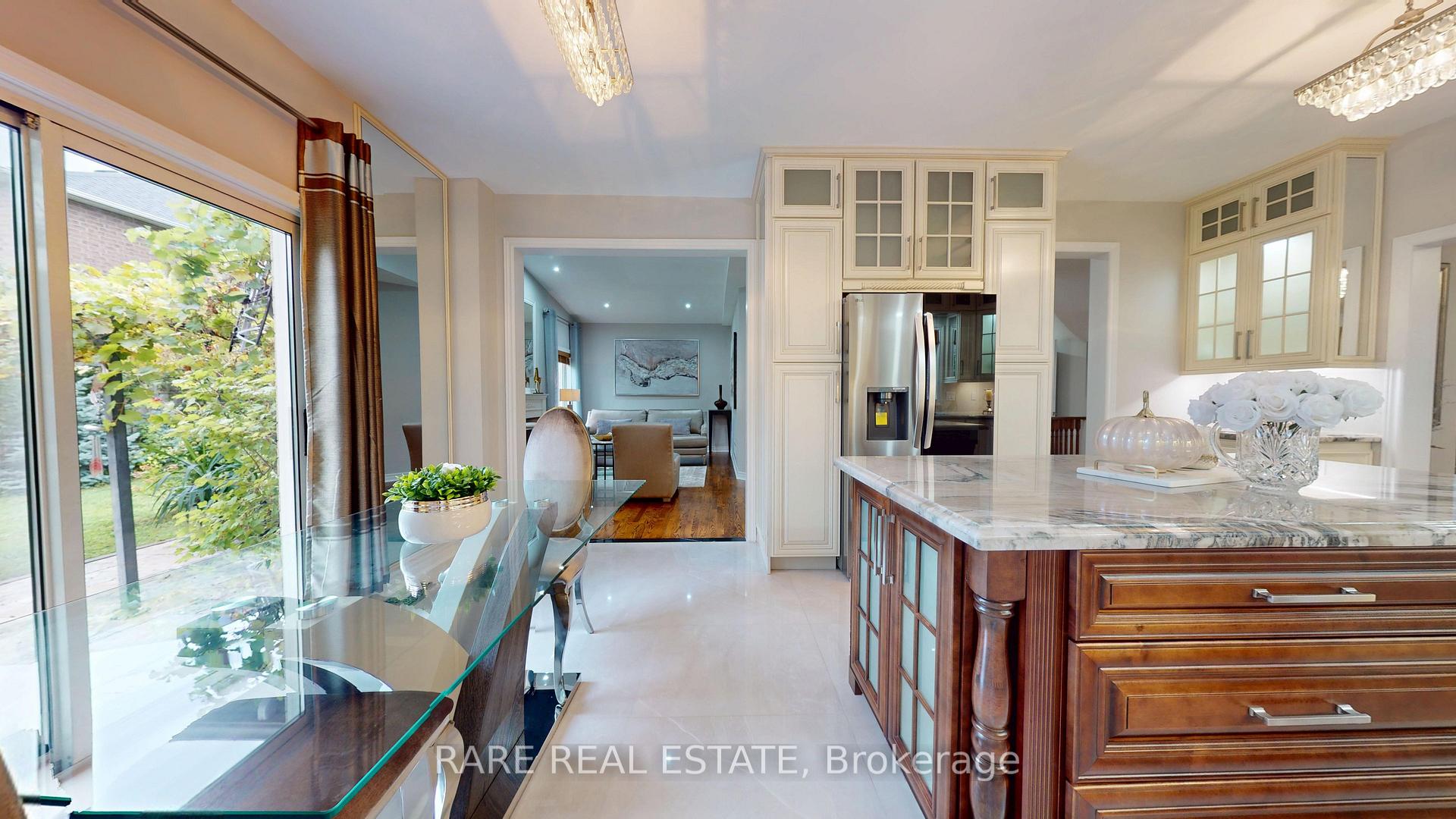 Photo 14 of 68 Kirkbride Crescent, Vaughan, Maple — HOMEH