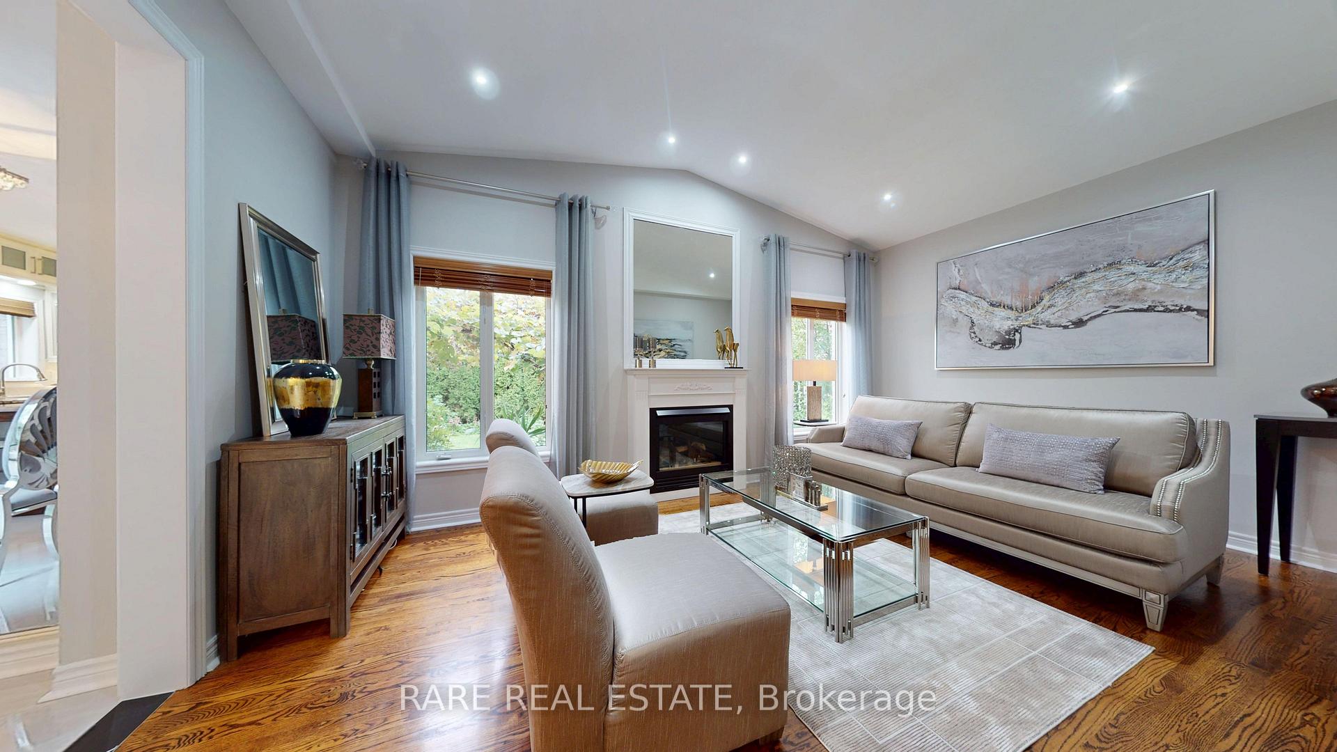 Photo 16 of 68 Kirkbride Crescent, Vaughan, Maple — HOMEH