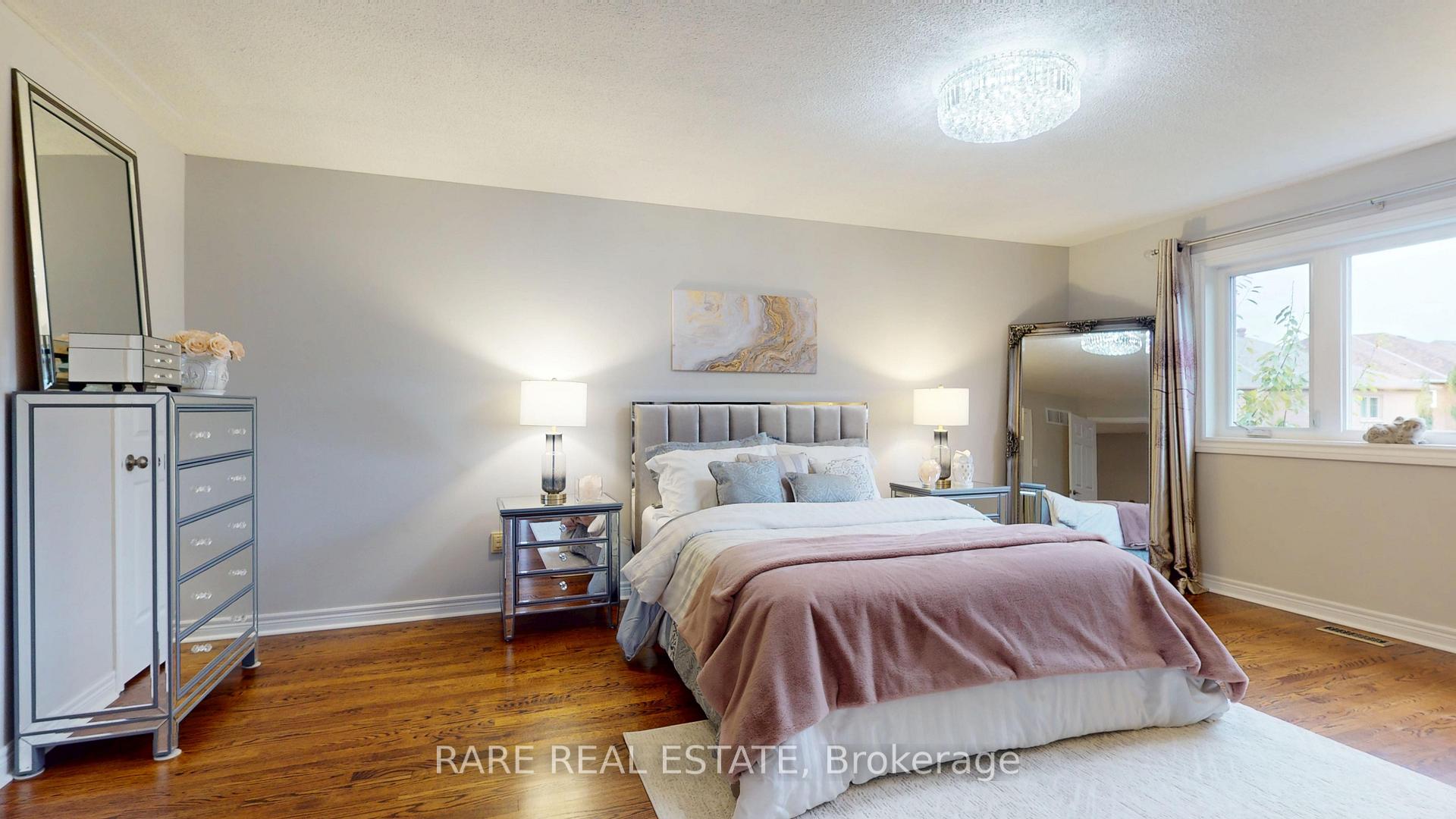 Photo 21 of 68 Kirkbride Crescent, Vaughan, Maple — HOMEH