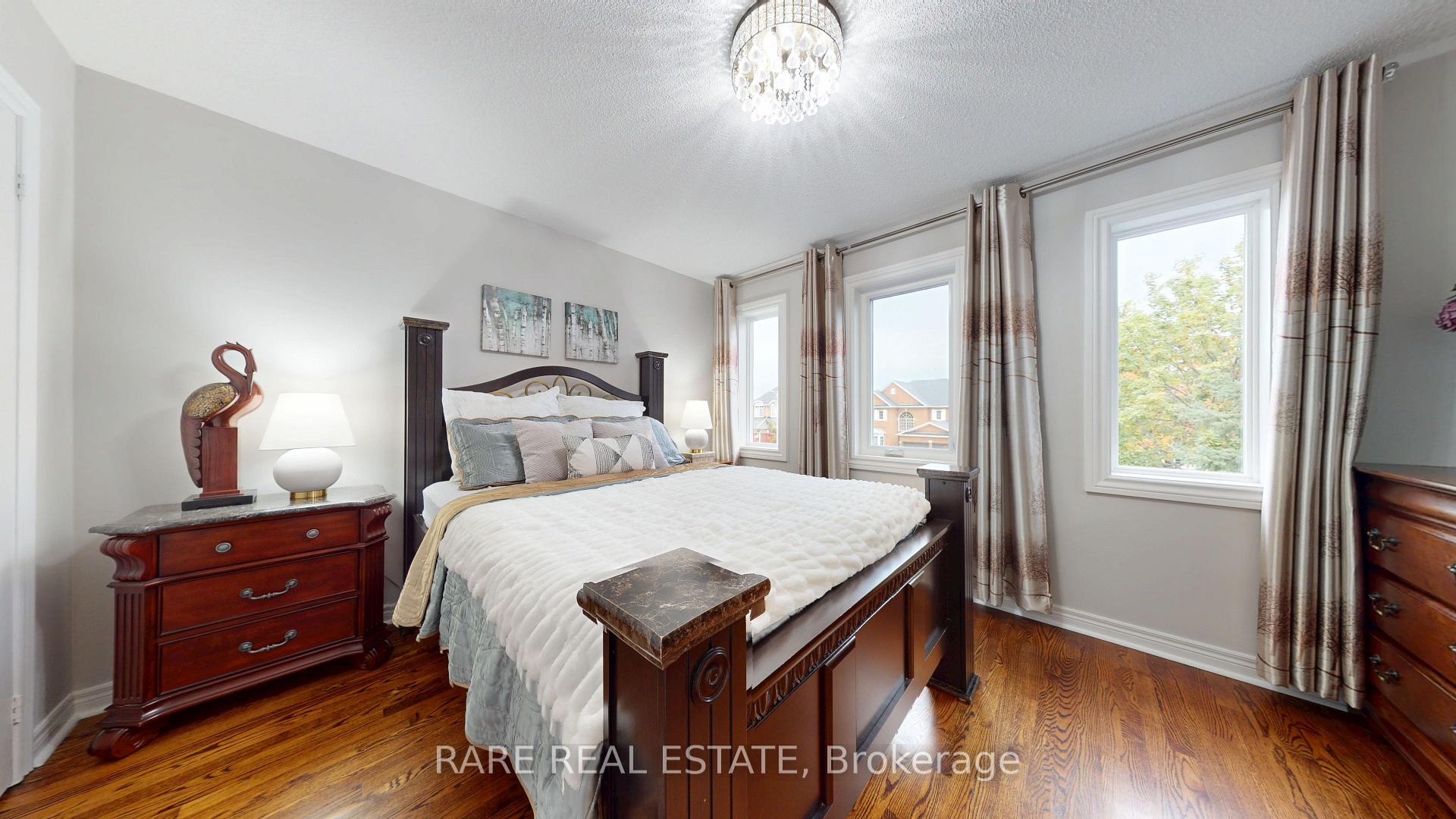 Photo 26 of 68 Kirkbride Crescent, Vaughan, Maple — HOMEH