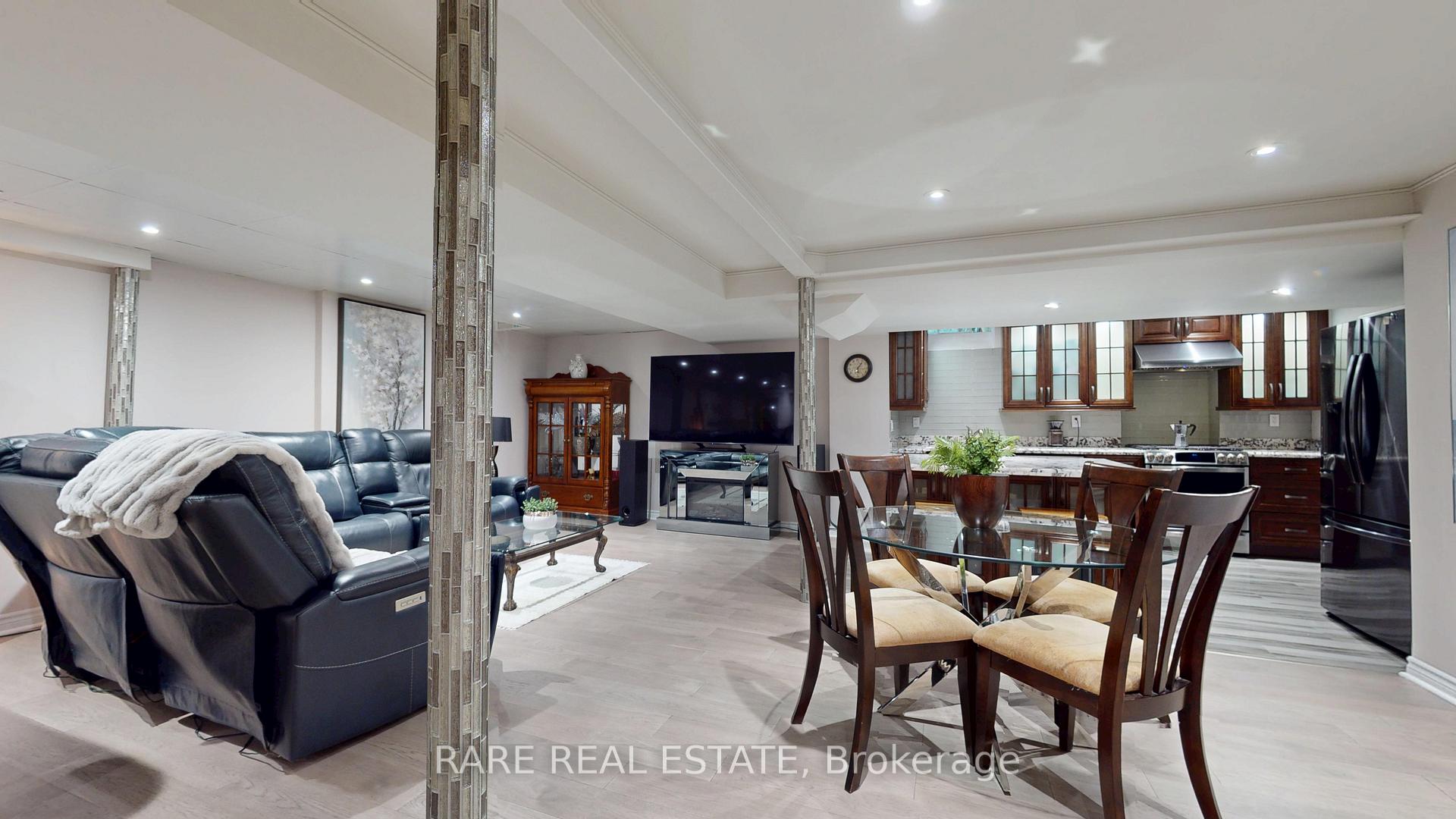 Photo 30 of 68 Kirkbride Crescent, Vaughan, Maple — HOMEH
