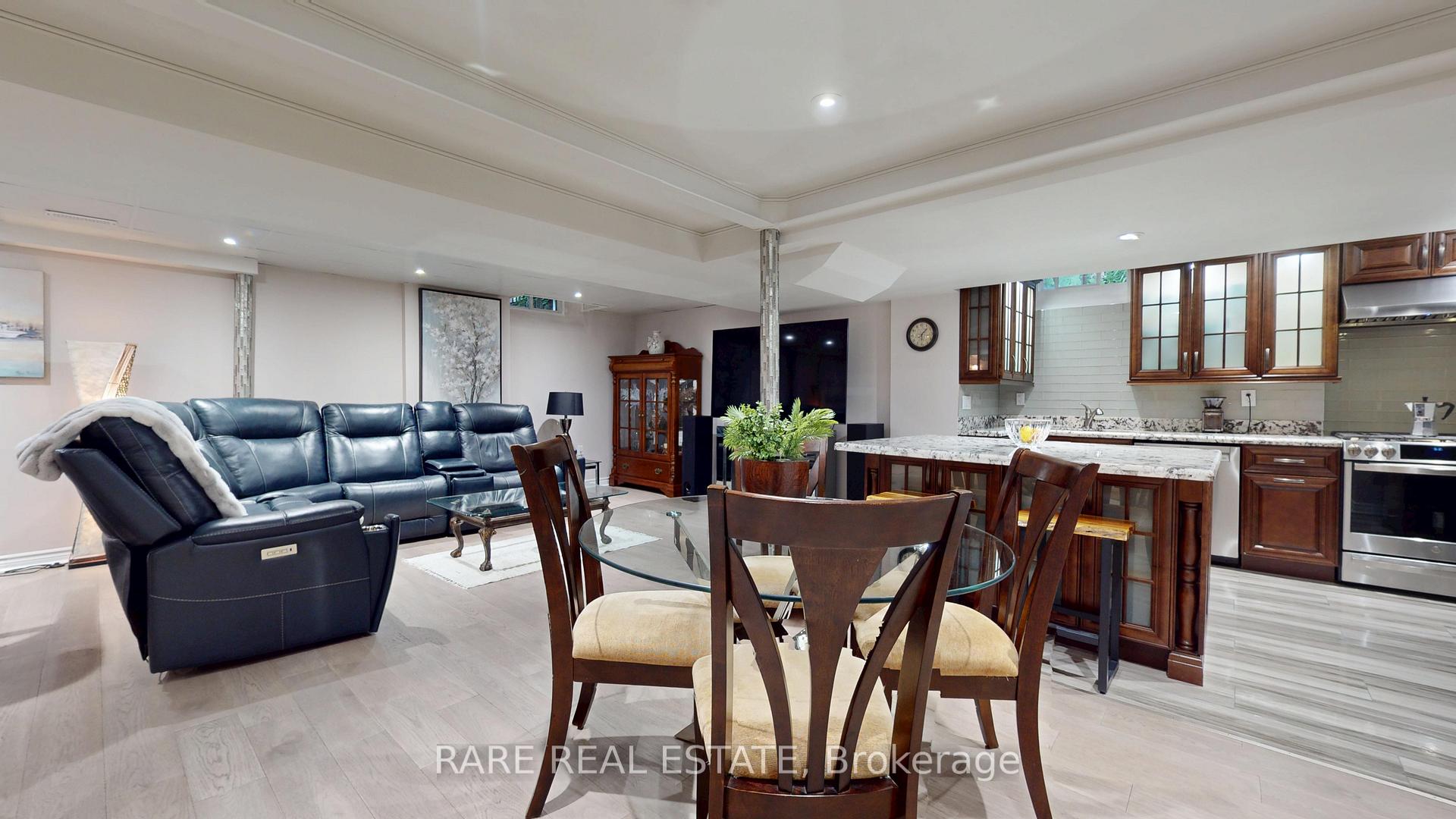 Photo 32 of 68 Kirkbride Crescent, Vaughan, Maple — HOMEH