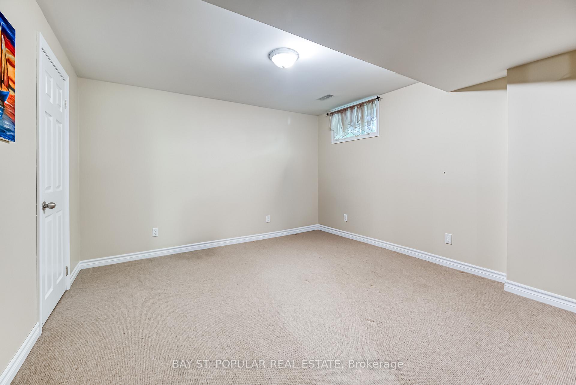 Photo 29 of 1 Hilldale Road, Aurora, Aurora Heights — HOMEH