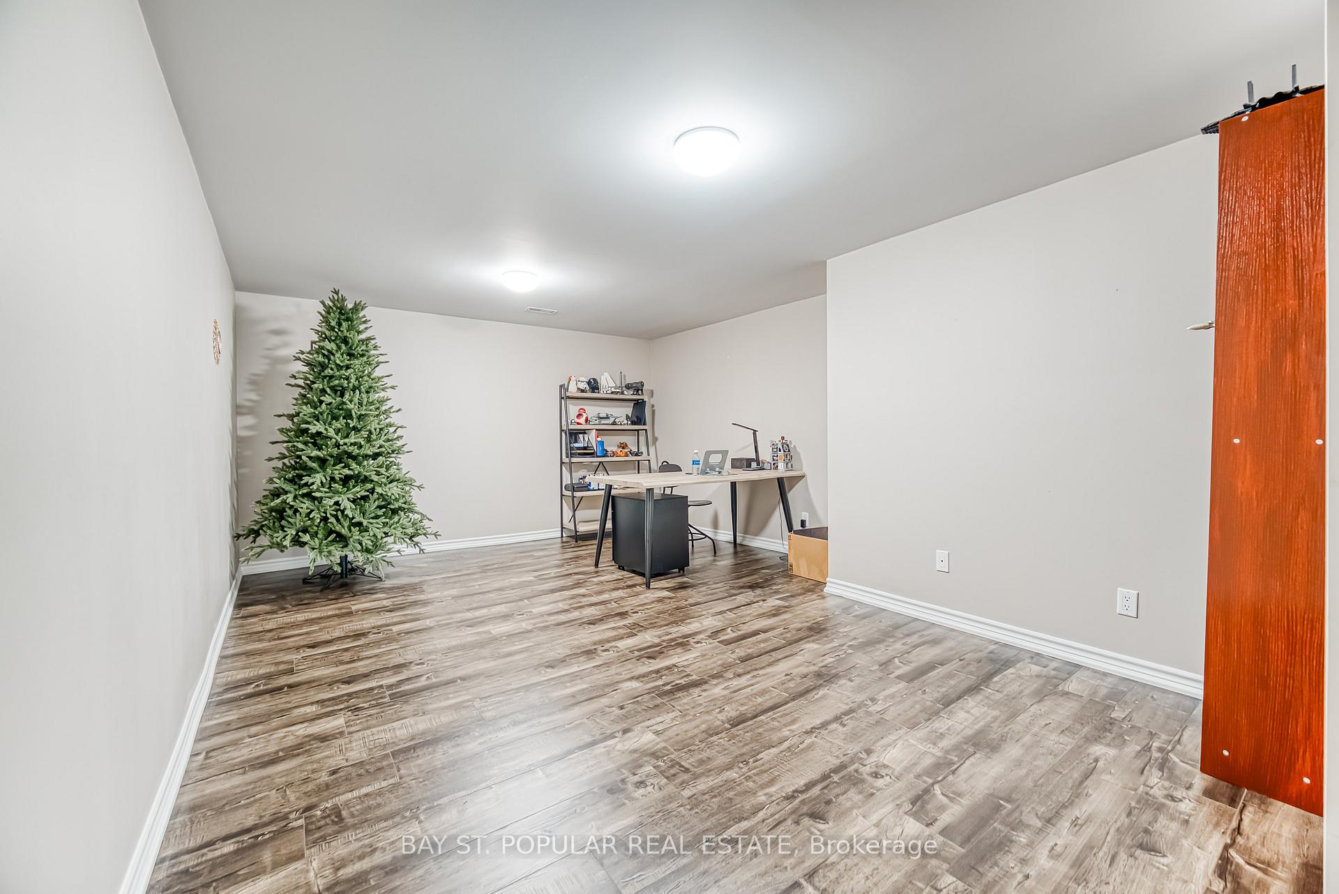 Photo 30 of 1 Hilldale Road, Aurora, Aurora Heights — HOMEH