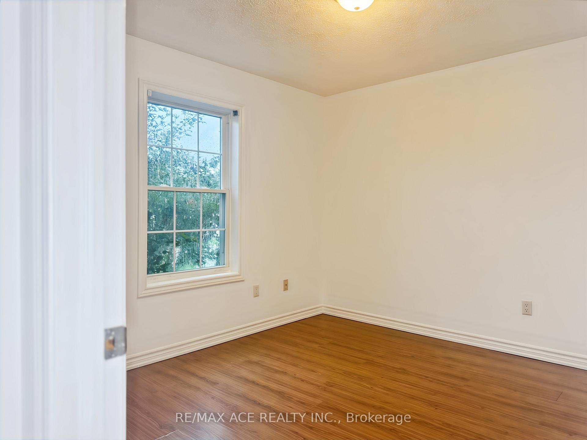 Photo 13 of 71 Heather Lynn Boulevard, Arran-Elderslie — HOMEH
