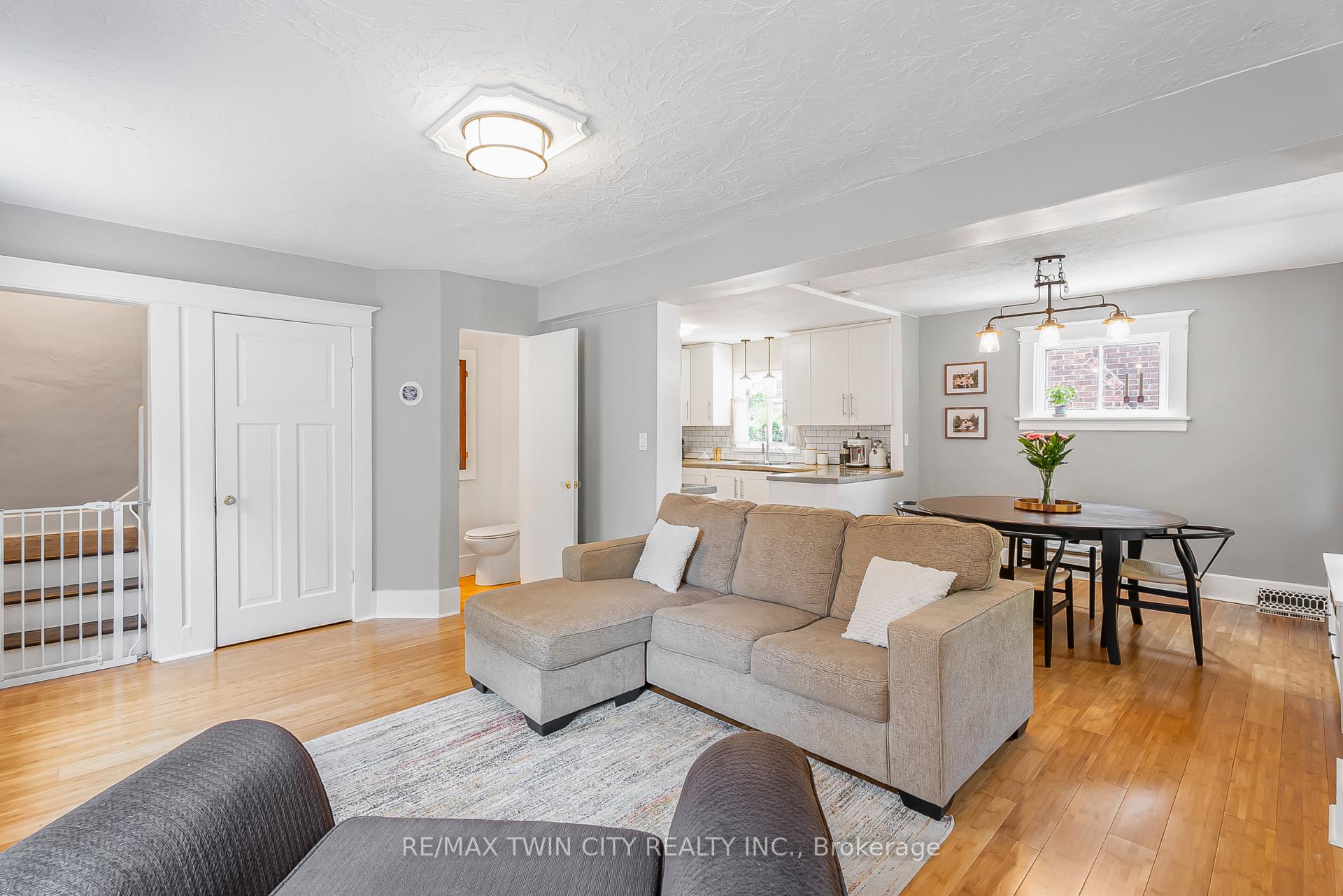 Photo 2 of 35 Moore Avenue N, Waterloo — HOMEH