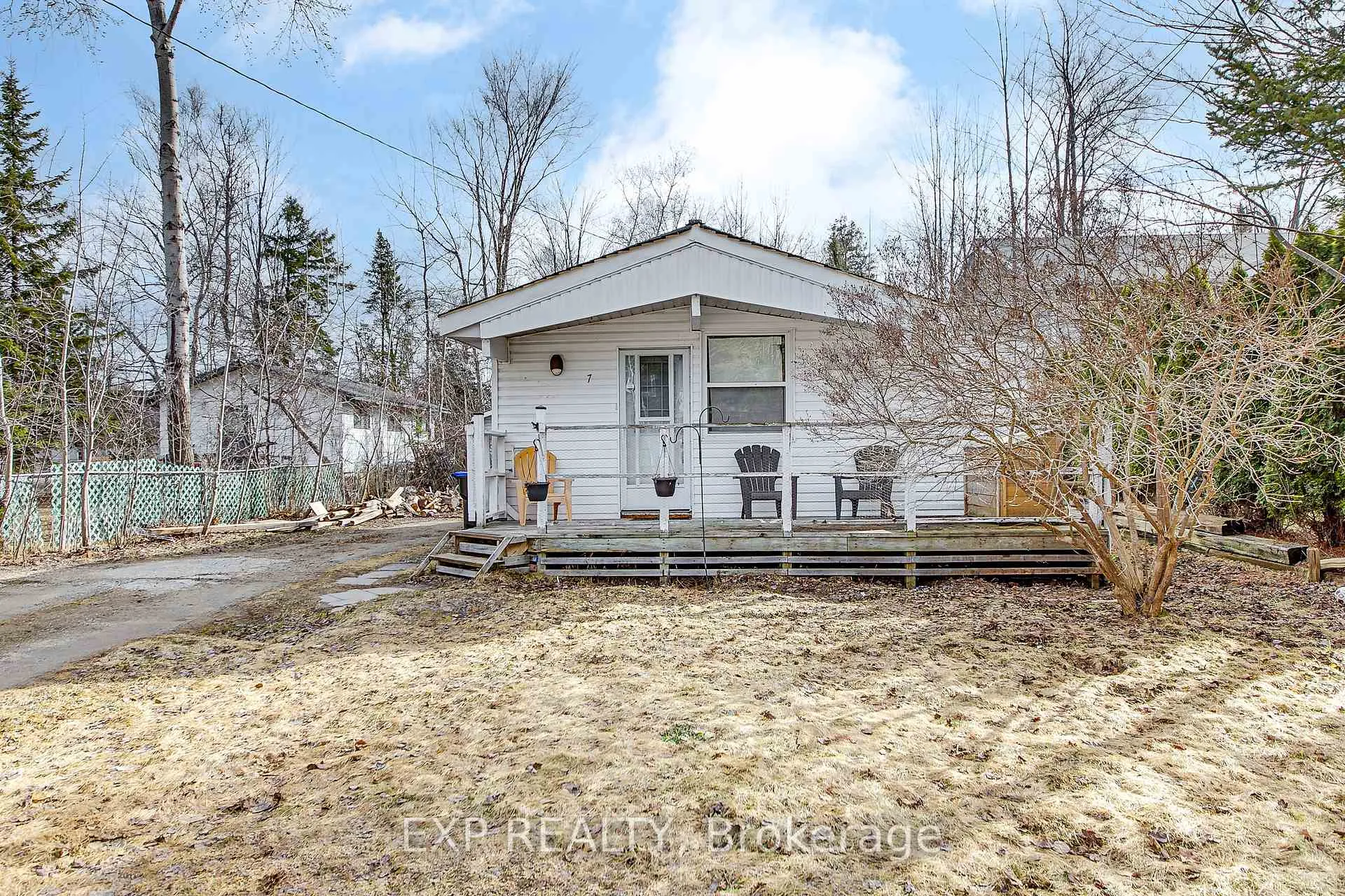 Photo 1 of 7 60th Street S, Wasaga Beach — HOMEH