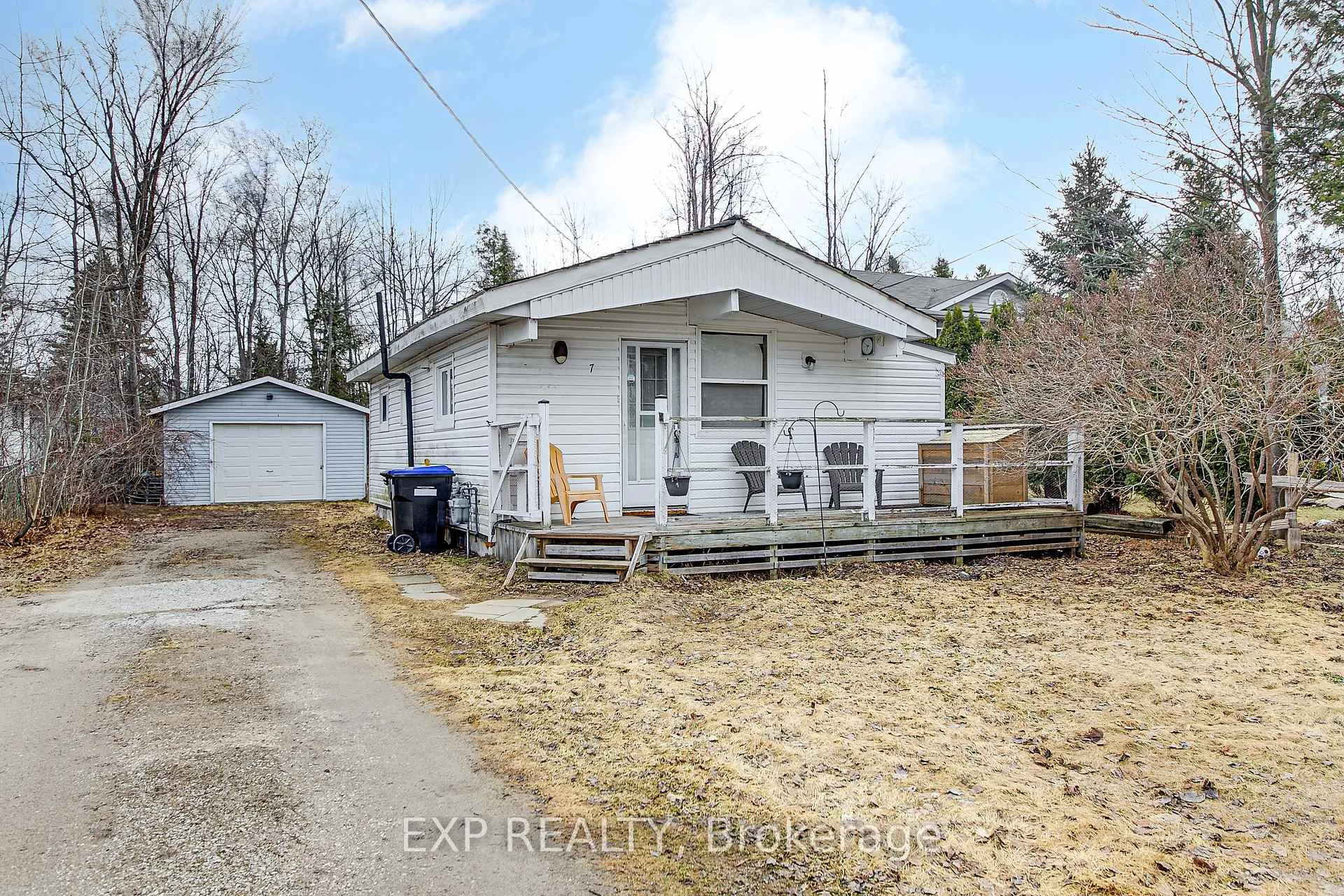 Photo 2 of 7 60th Street S, Wasaga Beach — HOMEH