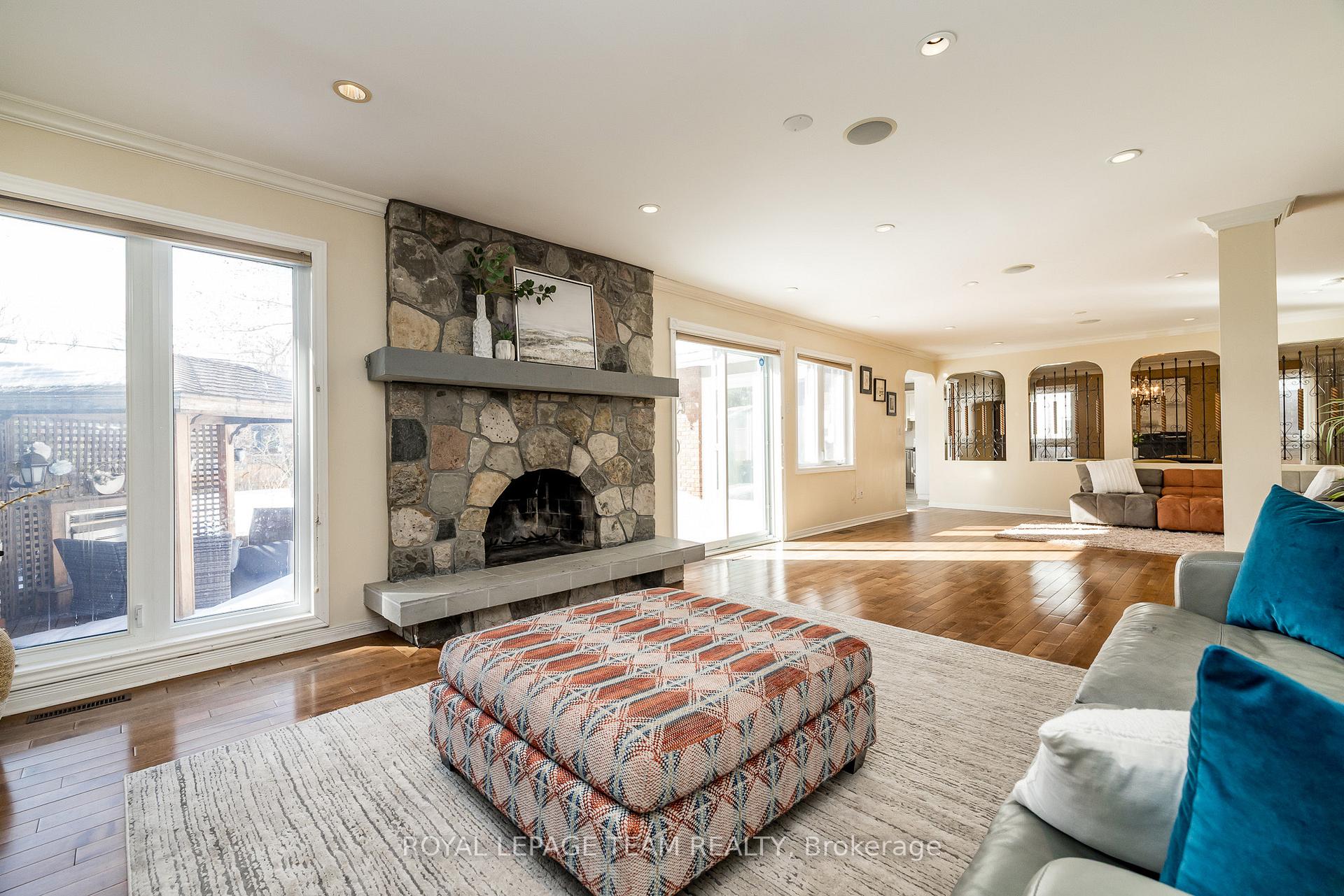 Photo 16 of 304 Mountbatten Avenue, Ottawa, Alta Vista/Faircrest Heights — HOMEH