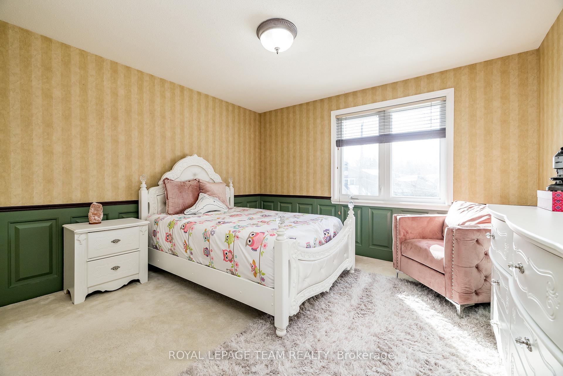 Photo 38 of 304 Mountbatten Avenue, Ottawa, Alta Vista/Faircrest Heights — HOMEH