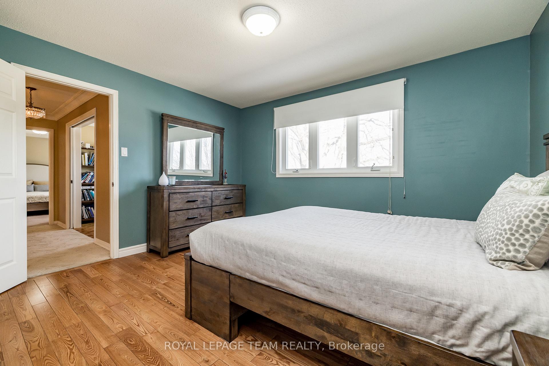 Photo 32 of 304 Mountbatten Avenue, Ottawa, Alta Vista/Faircrest Heights — HOMEH
