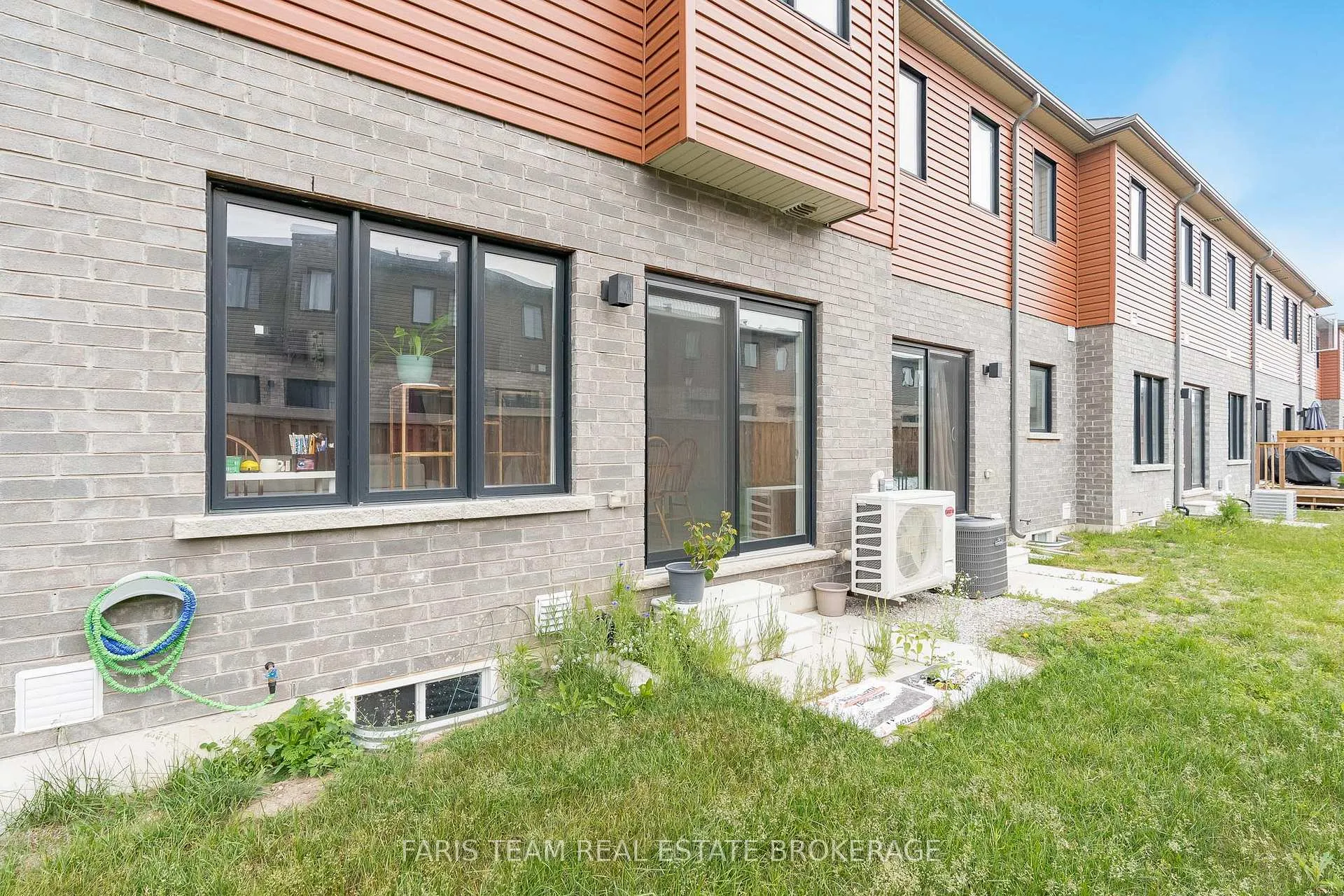 Photo 26 of 97 Gateland Drive, Barrie, Painswick South — HOMEH