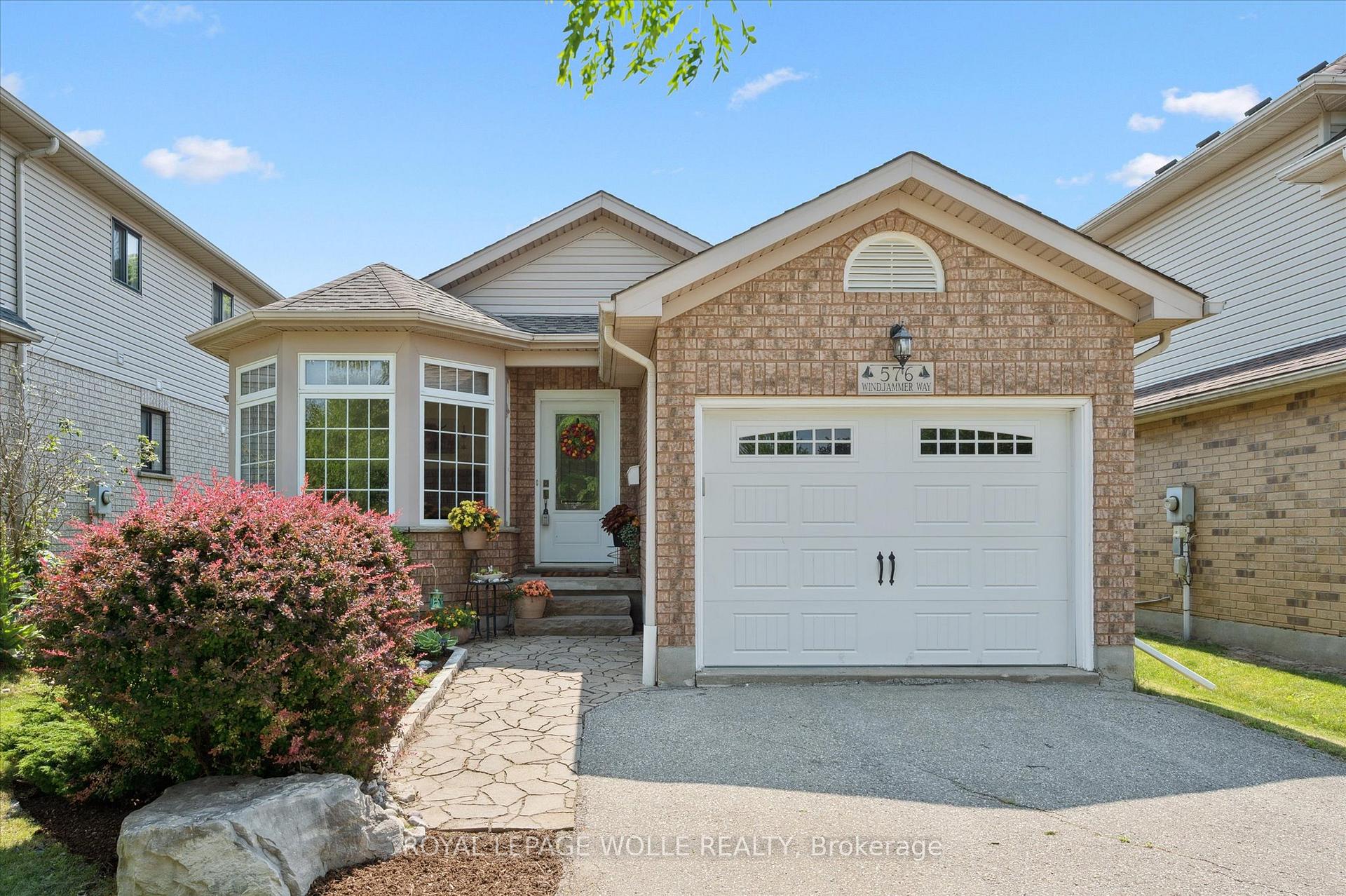 Photo 1 of 576 Windjammer Way, Waterloo — HOMEH