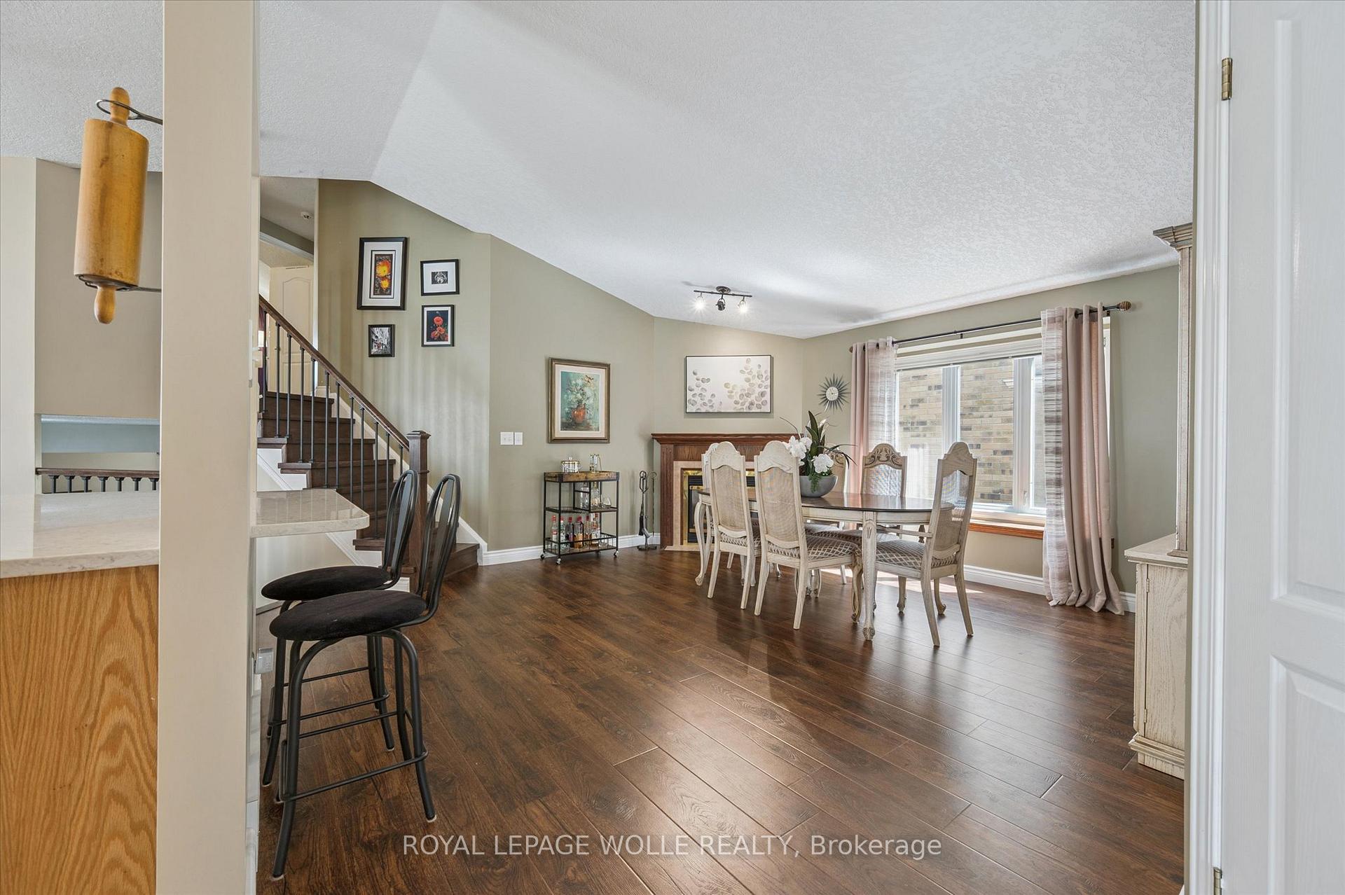 Photo 8 of 576 Windjammer Way, Waterloo — HOMEH
