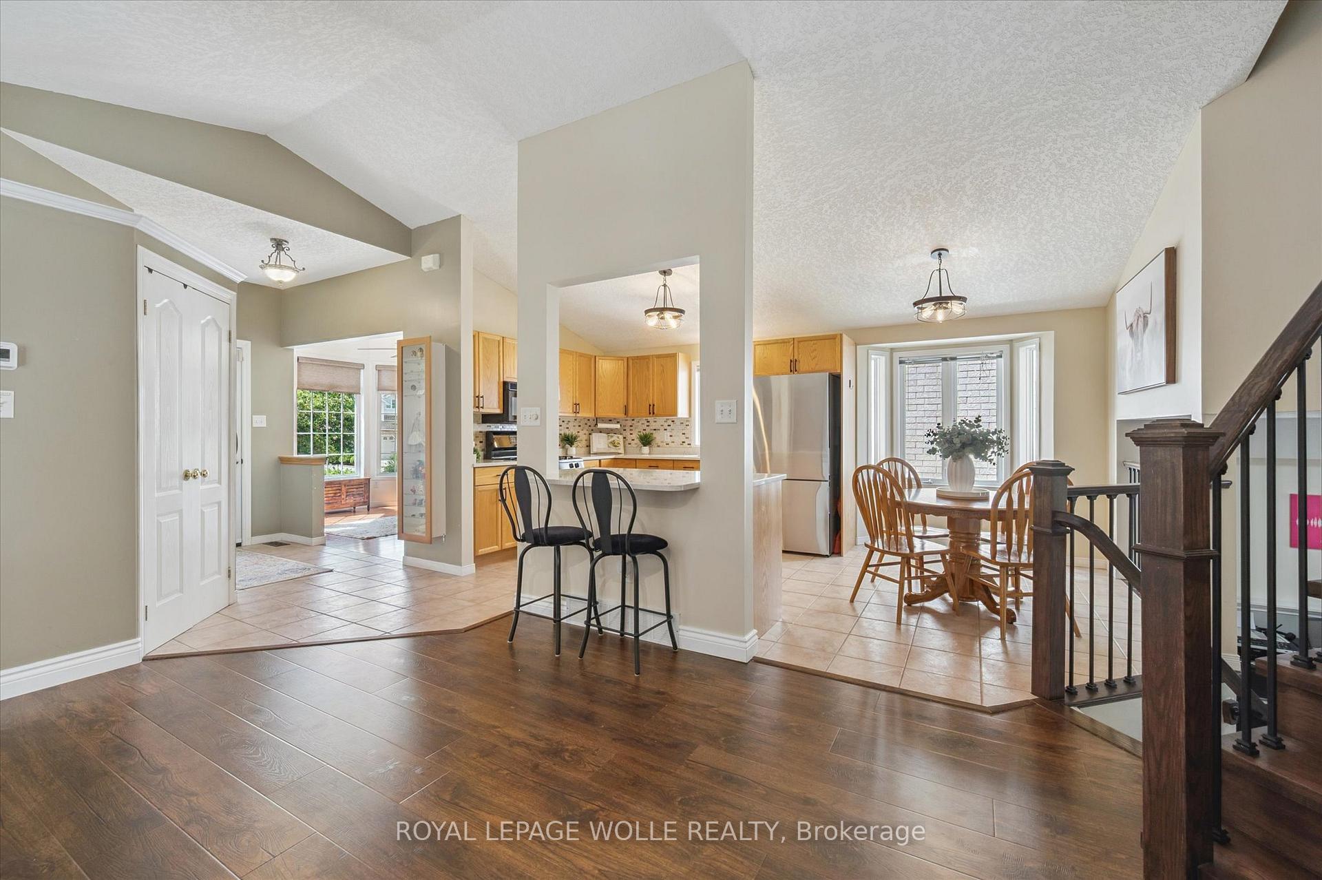 Photo 12 of 576 Windjammer Way, Waterloo — HOMEH
