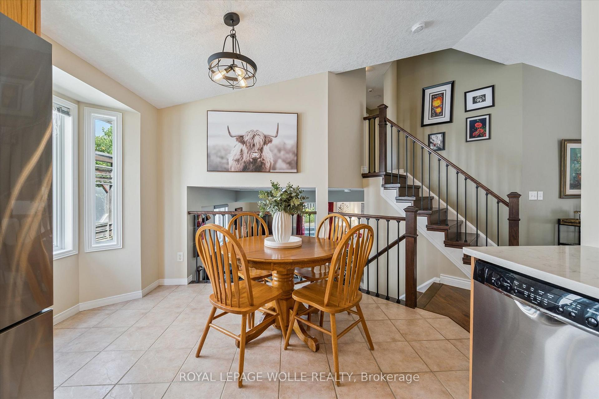 Photo 17 of 576 Windjammer Way, Waterloo — HOMEH