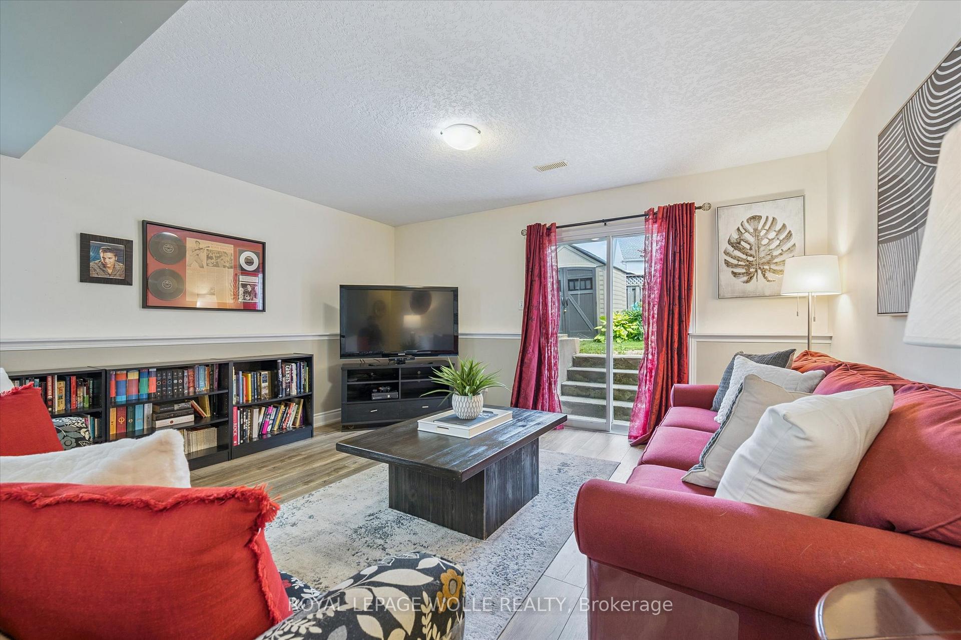 Photo 22 of 576 Windjammer Way, Waterloo — HOMEH