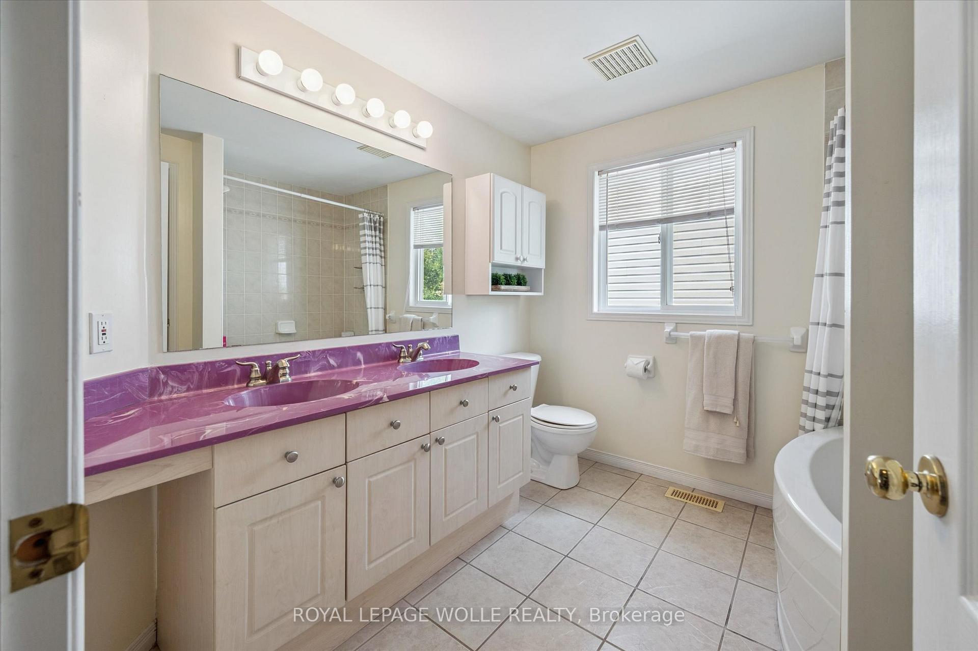 Photo 36 of 576 Windjammer Way, Waterloo — HOMEH