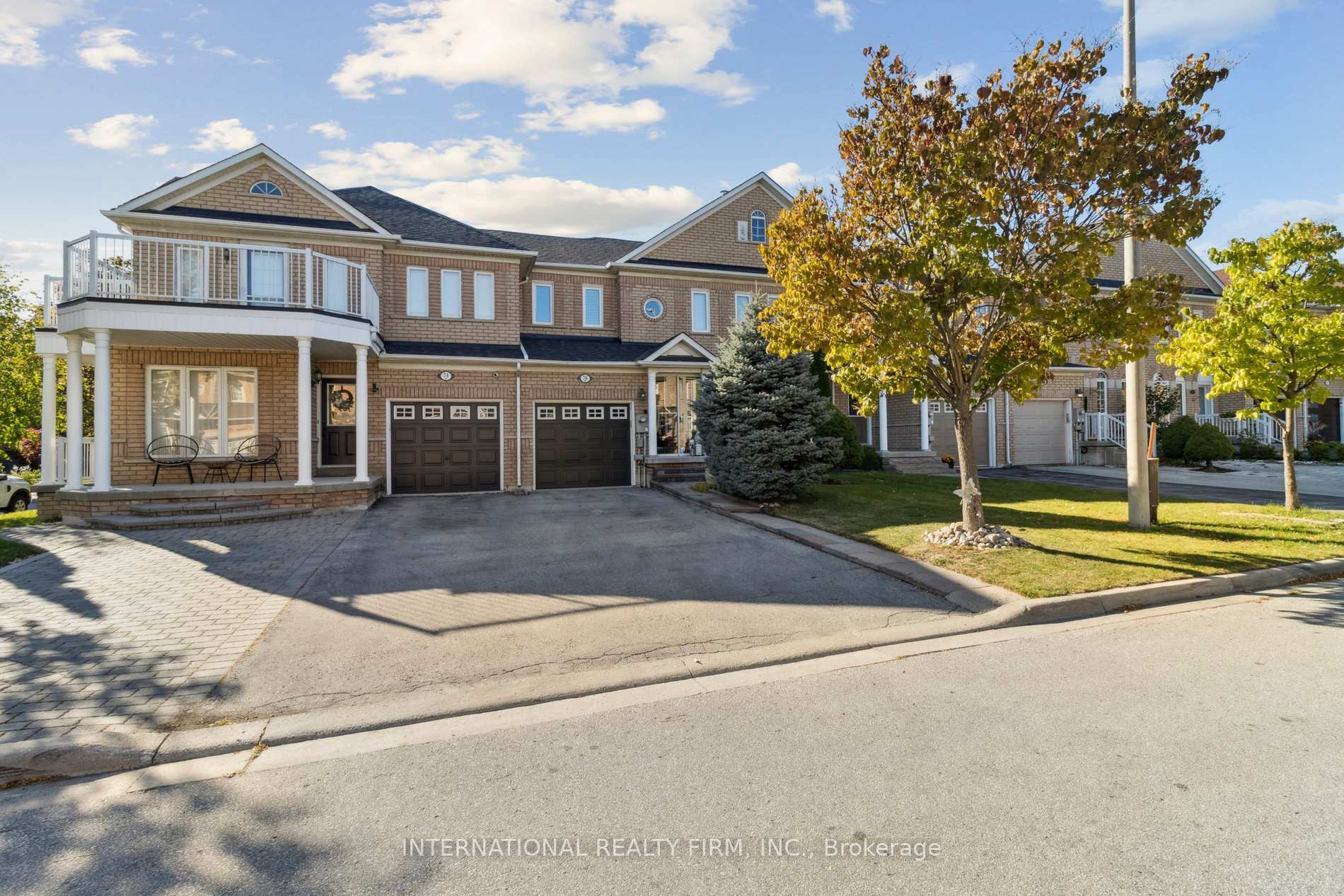 Photo 2 of 76 Timberwolf Crescent, Vaughan, Vellore Village — HOMEH