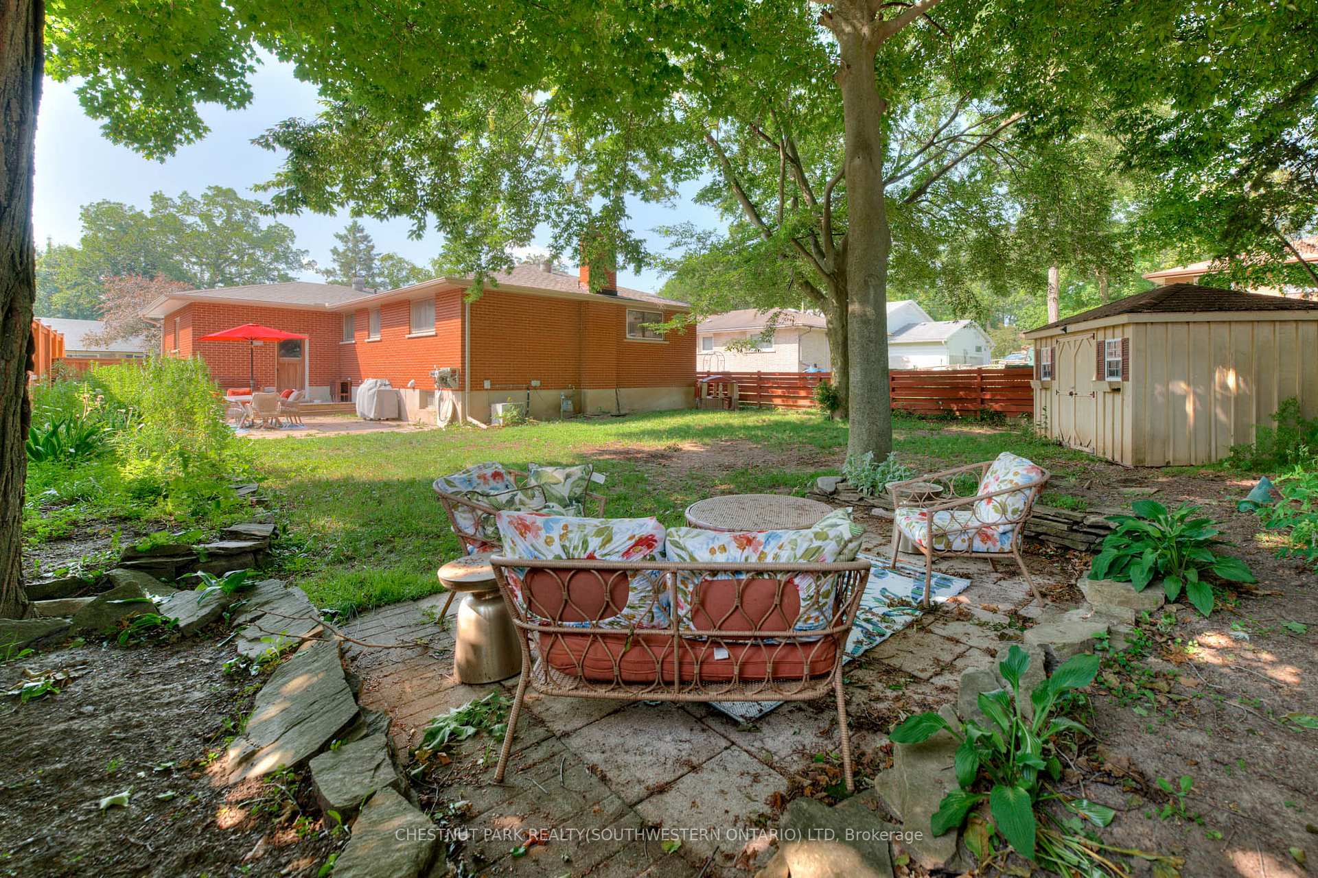 Photo 46 of 515 Twin Oaks Crescent, Waterloo — HOMEH