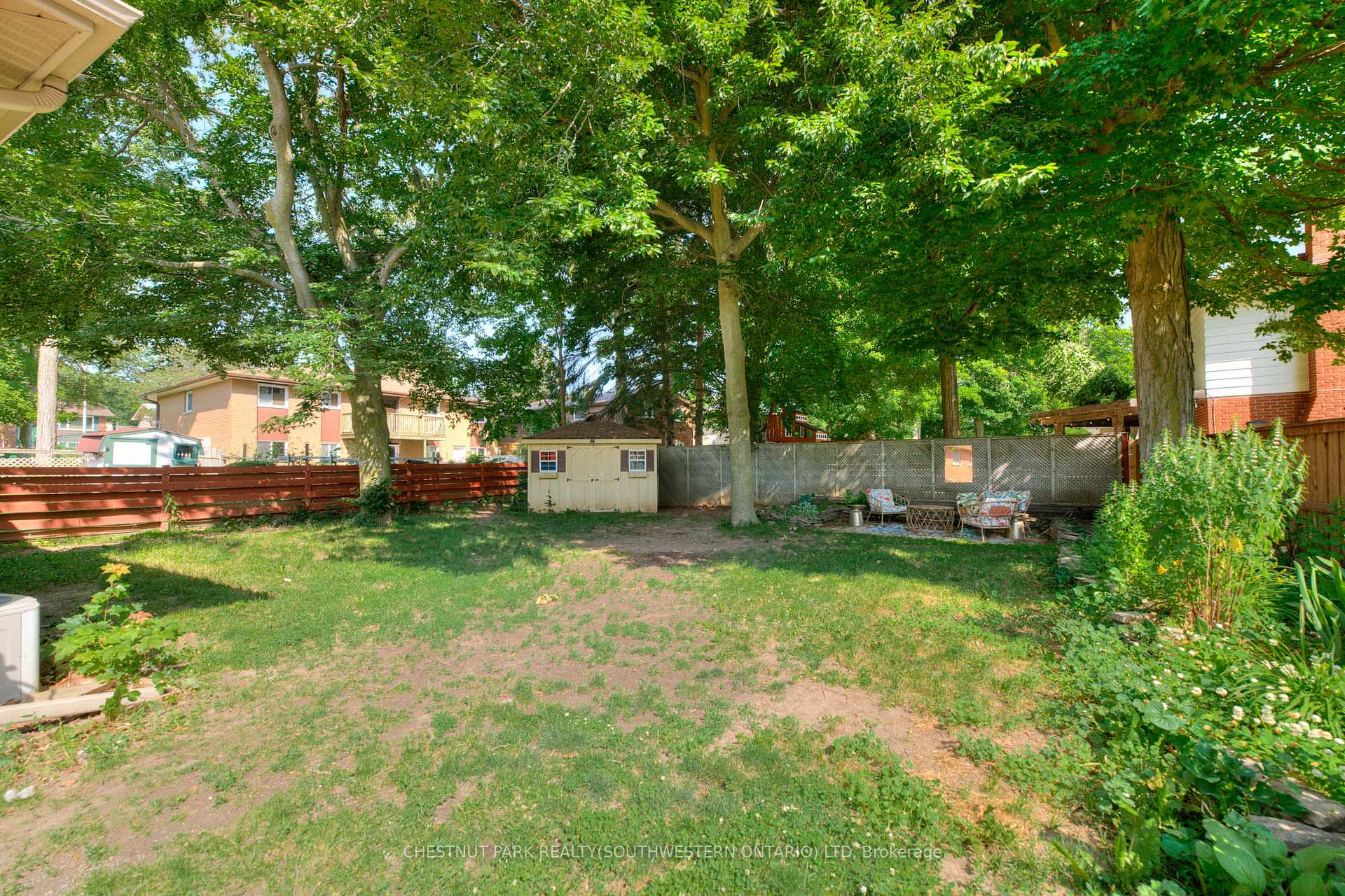 Photo 47 of 515 Twin Oaks Crescent, Waterloo — HOMEH