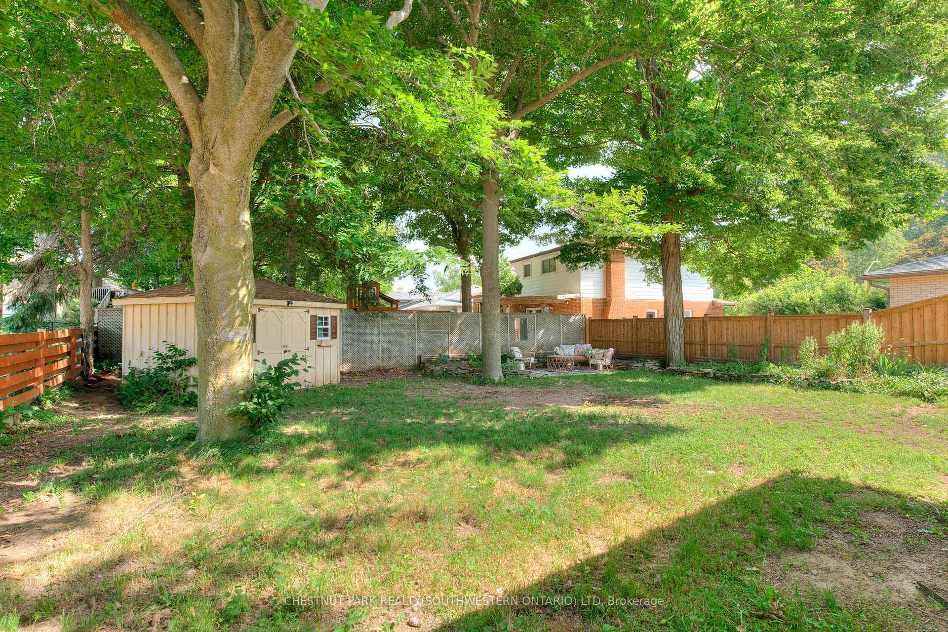 Photo 48 of 515 Twin Oaks Crescent, Waterloo — HOMEH