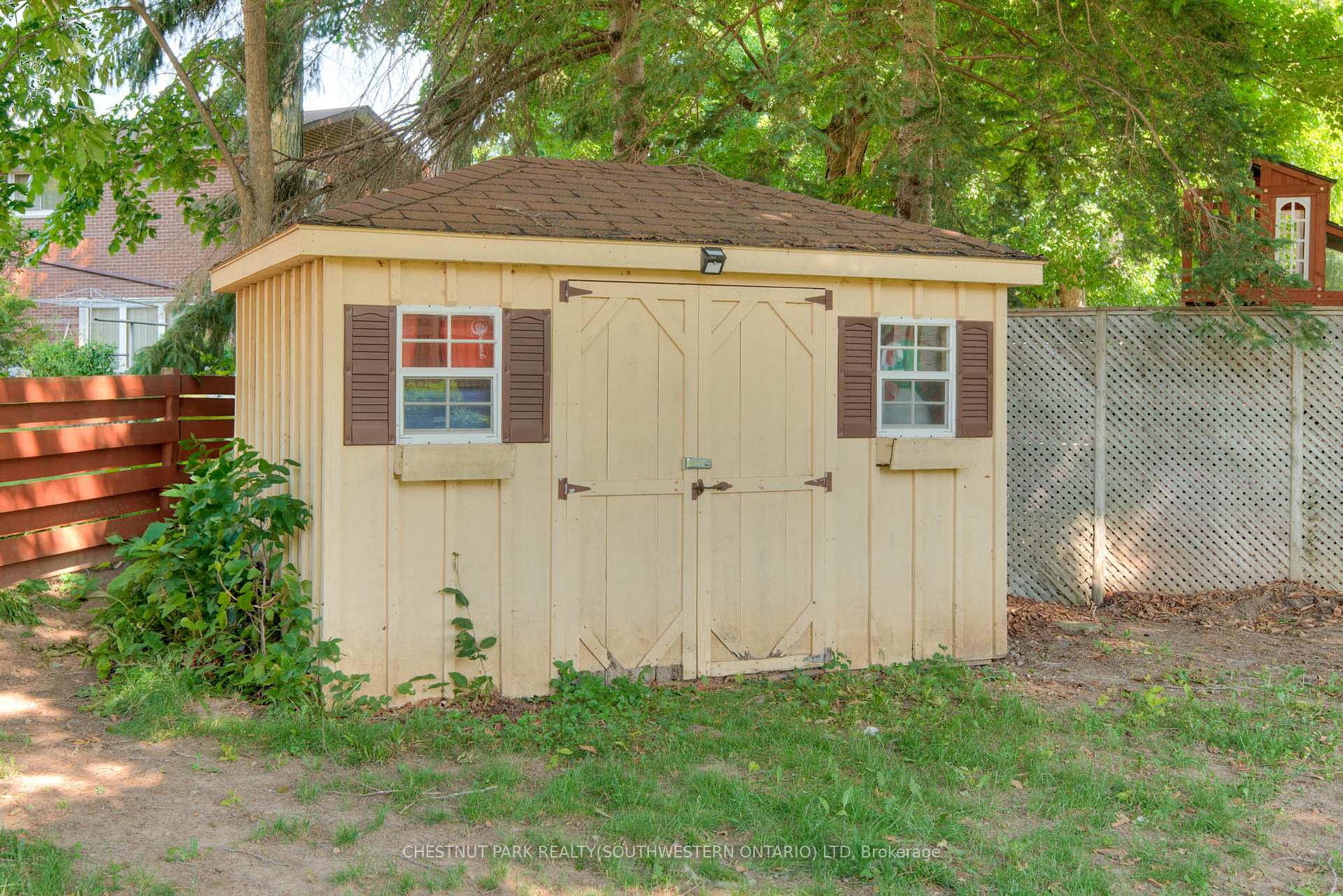 Photo 49 of 515 Twin Oaks Crescent, Waterloo — HOMEH