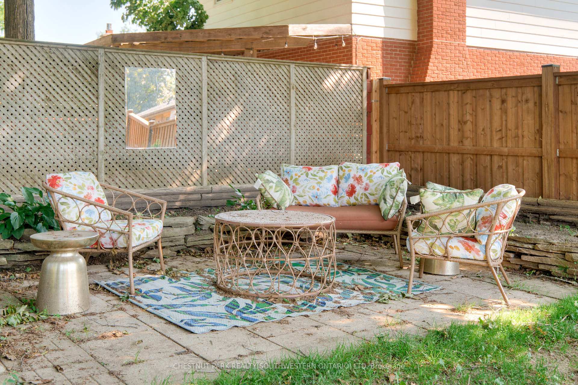 Photo 50 of 515 Twin Oaks Crescent, Waterloo — HOMEH