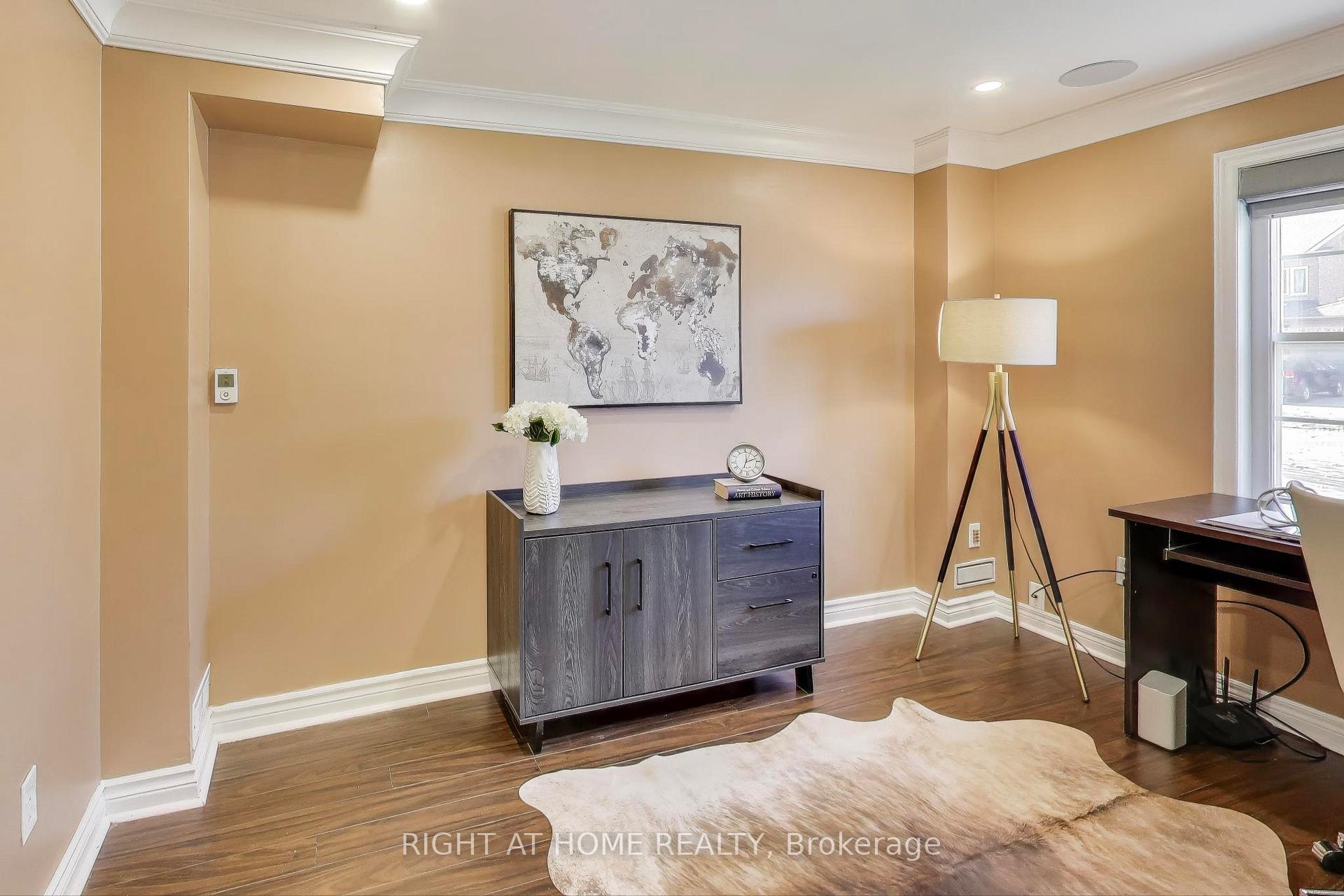 Photo 9 of 27 Hawtin Lane, Aurora, Aurora Grove — HOMEH