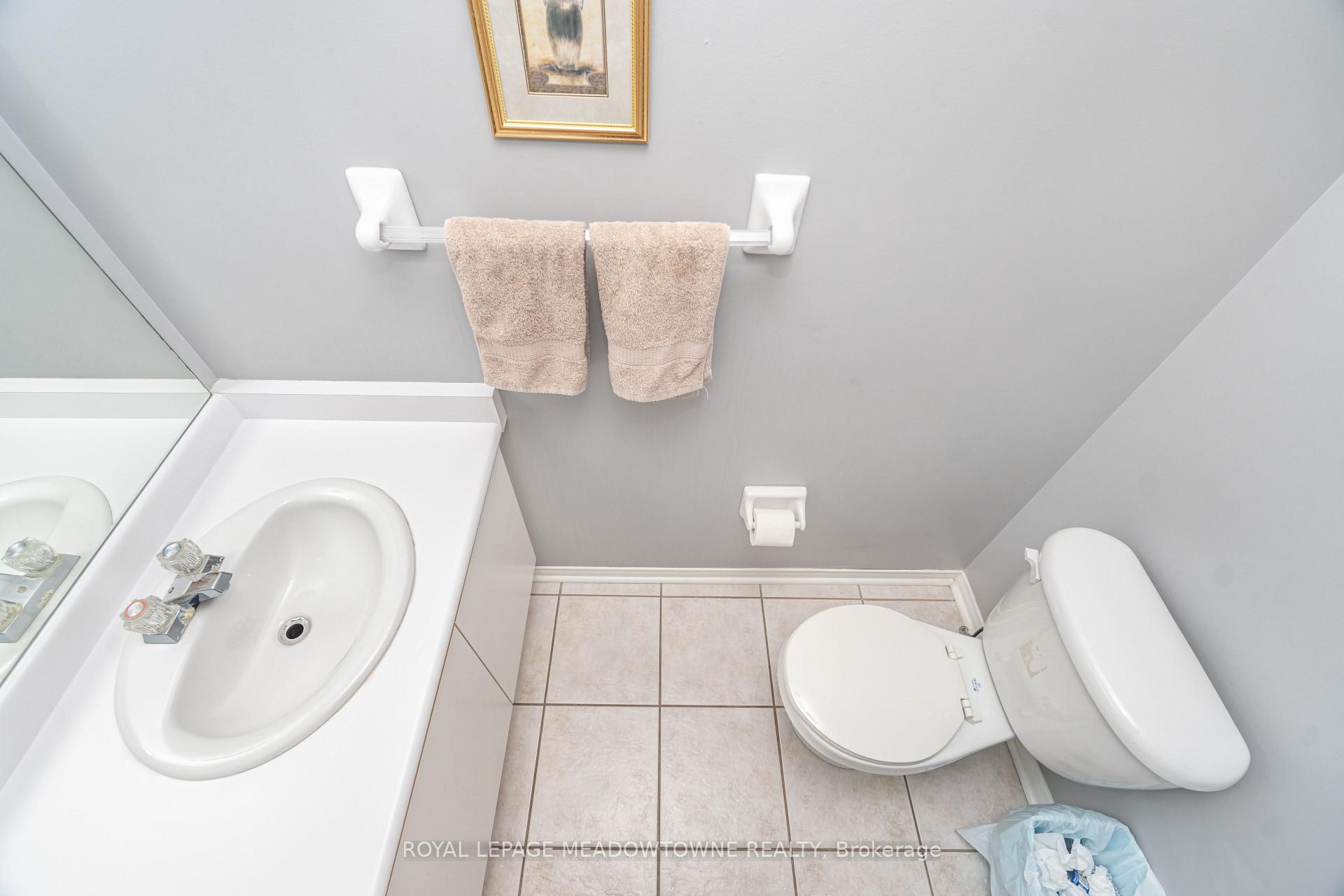 Photo 21 of 28 Condotti Drive, Vaughan, West Woodbridge — HOMEH