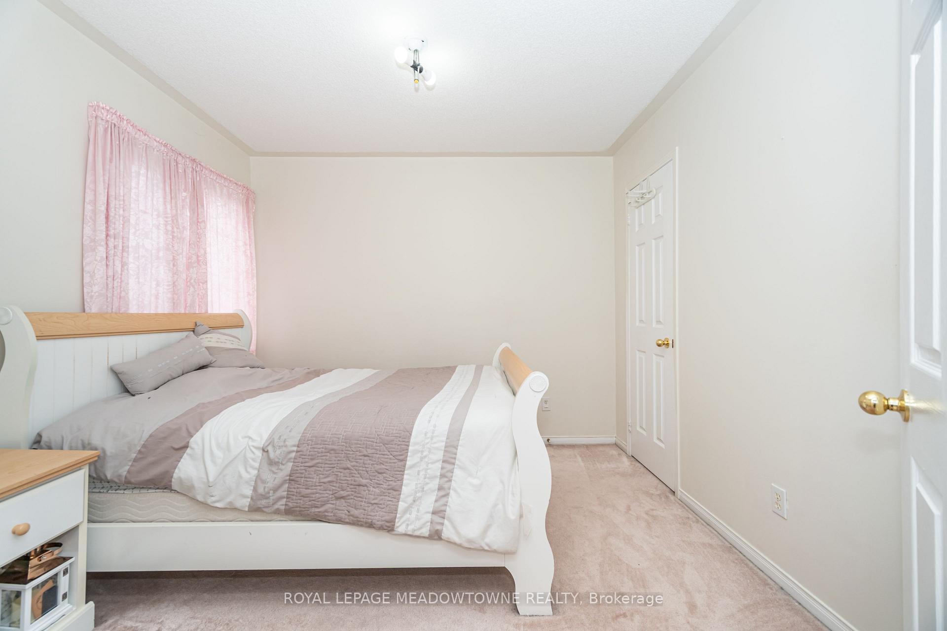 Photo 29 of 28 Condotti Drive, Vaughan, West Woodbridge — HOMEH