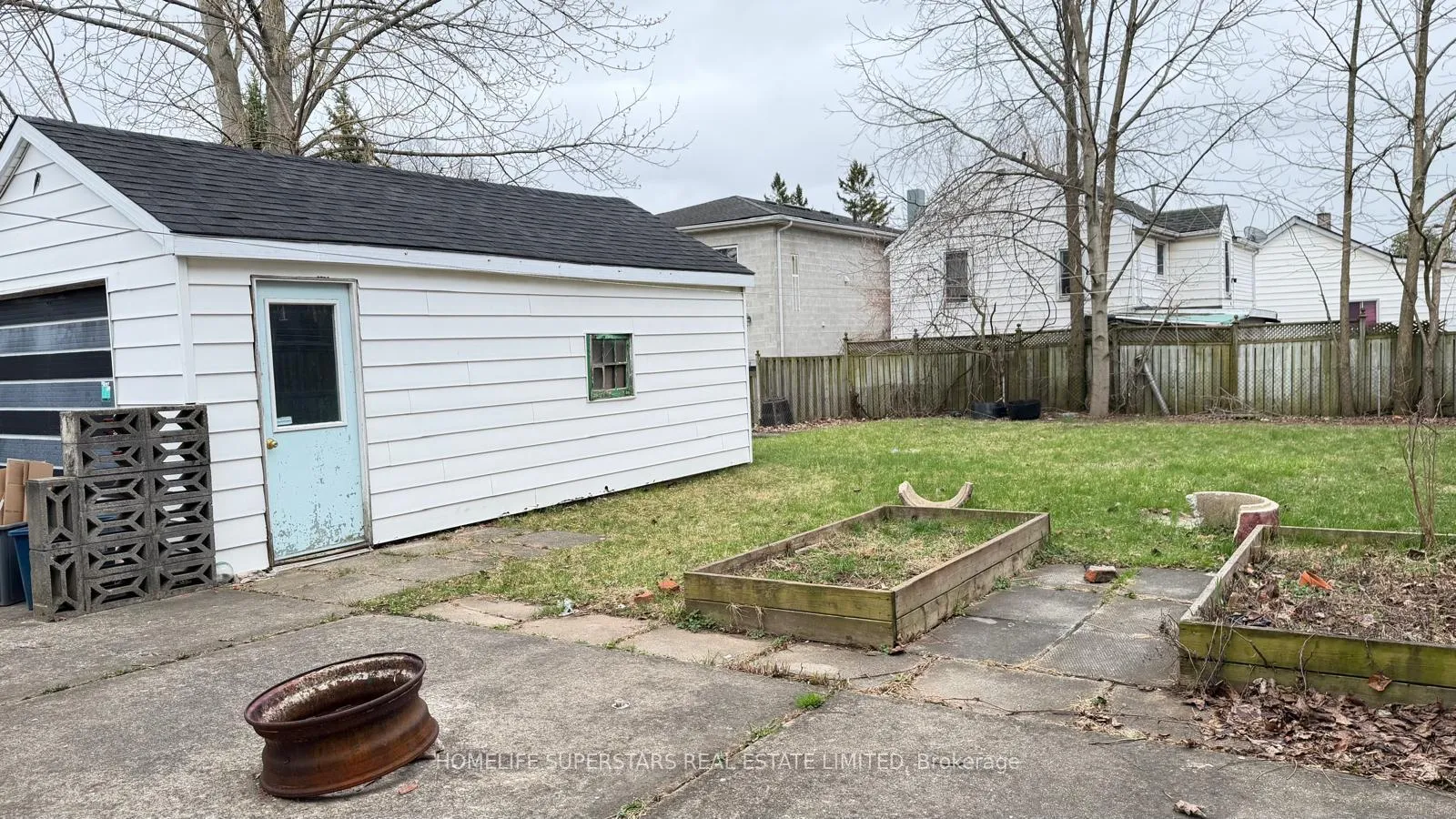 Photo 3 of 6248 Culp Street E, Niagara Falls, Dorchester — HOMEH