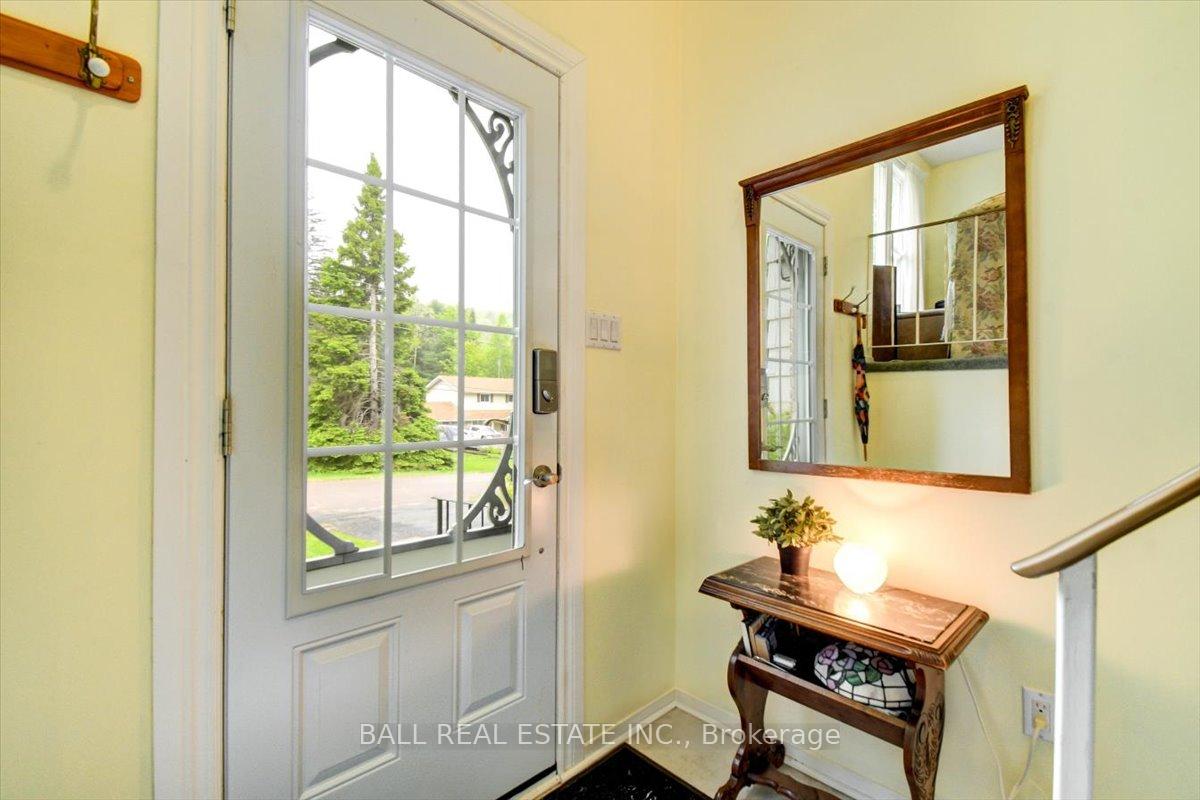 Photo 3 of 29 Forest Hill Road, Bancroft, Bancroft Ward — HOMEH