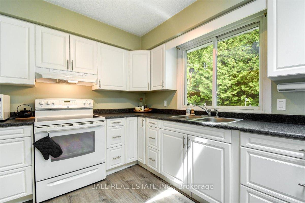 Photo 9 of 29 Forest Hill Road, Bancroft, Bancroft Ward — HOMEH