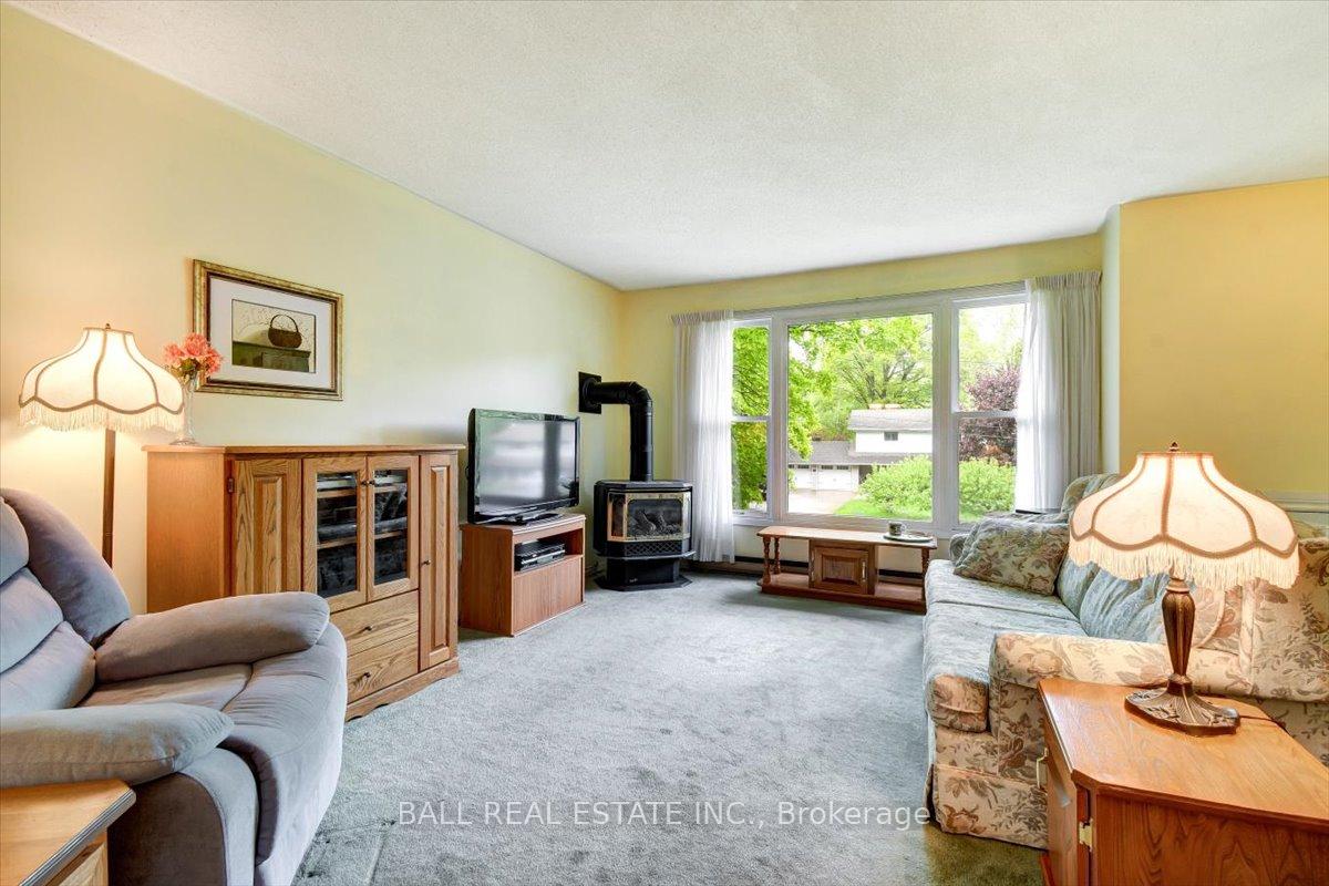 Photo 14 of 29 Forest Hill Road, Bancroft, Bancroft Ward — HOMEH